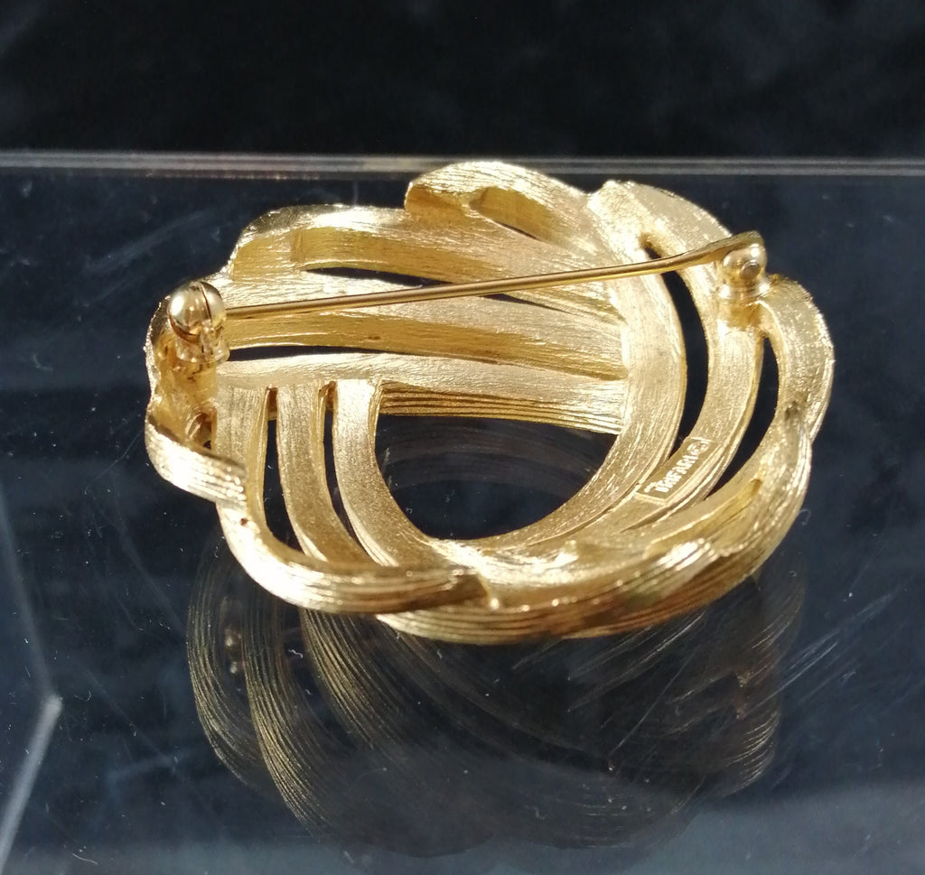 Trifari Vintage Gold Plated Torus Brooch
