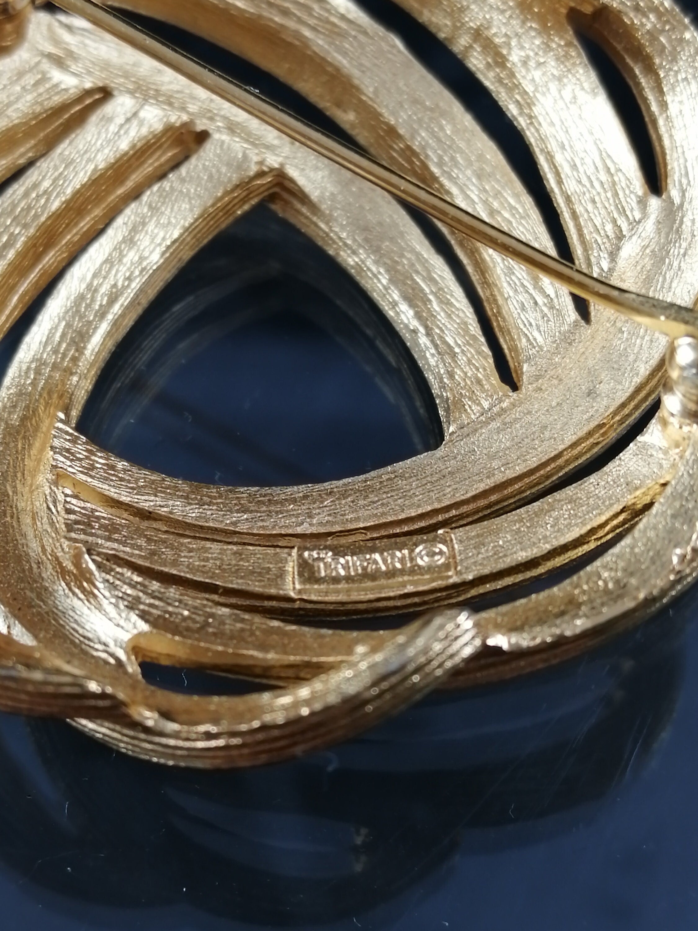 Trifari Vintage Gold Plated Torus Brooch