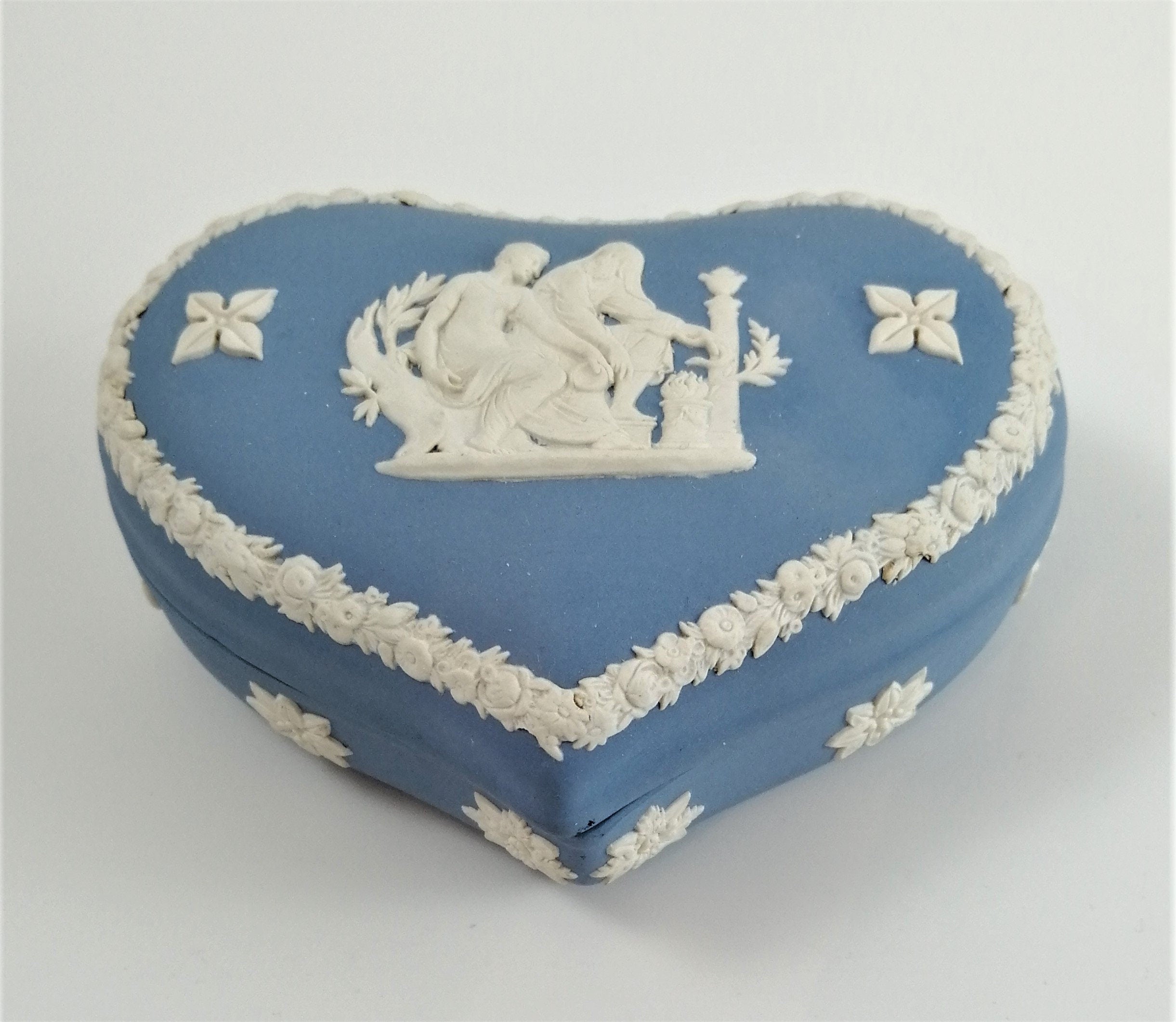 Antique Wedgwood Jasperware Heart Trinket Box: Blue Greek Mythology Design