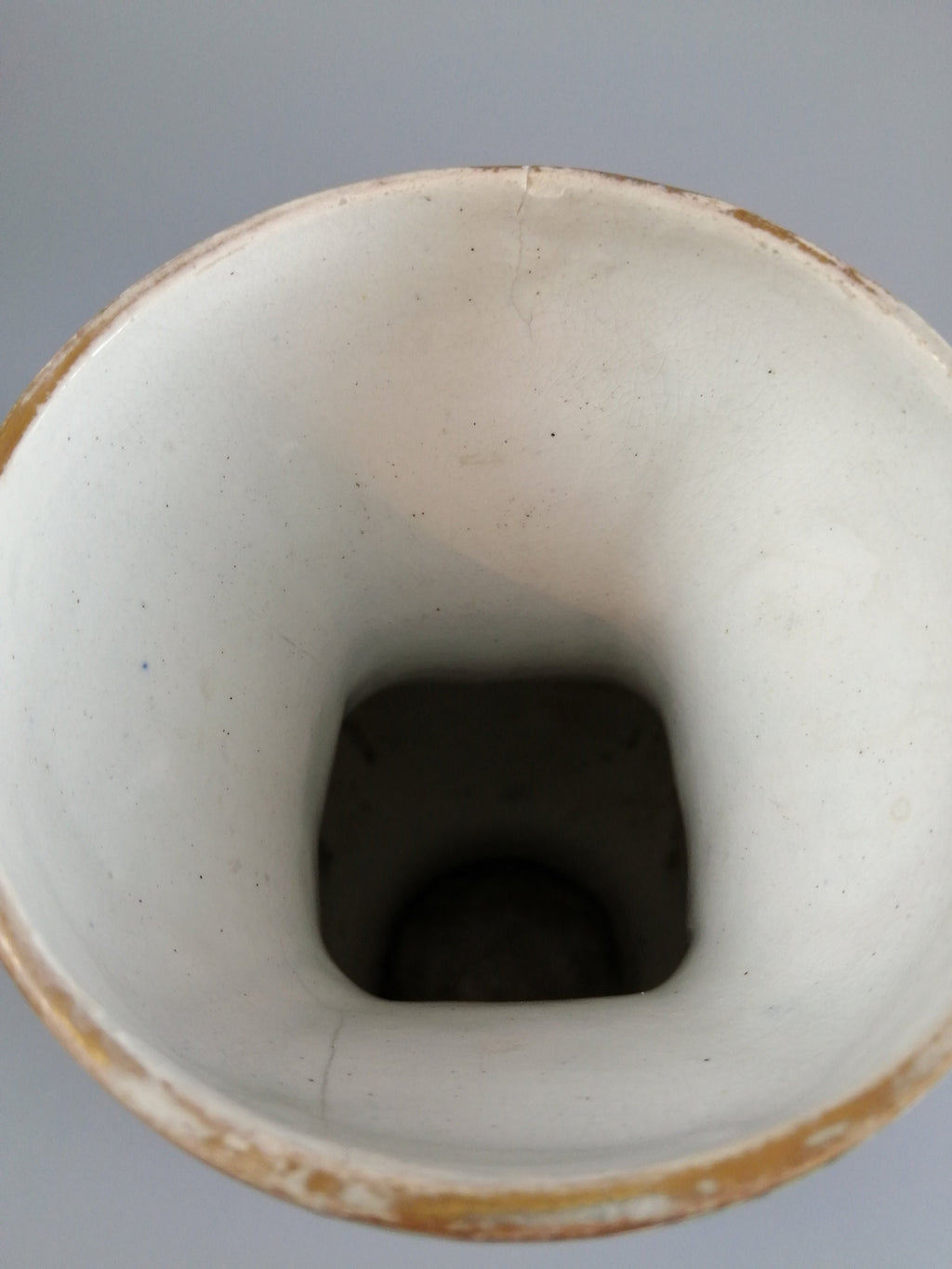 Antique Mason's Ironstone vase, circa 1810. Extremely rare example
