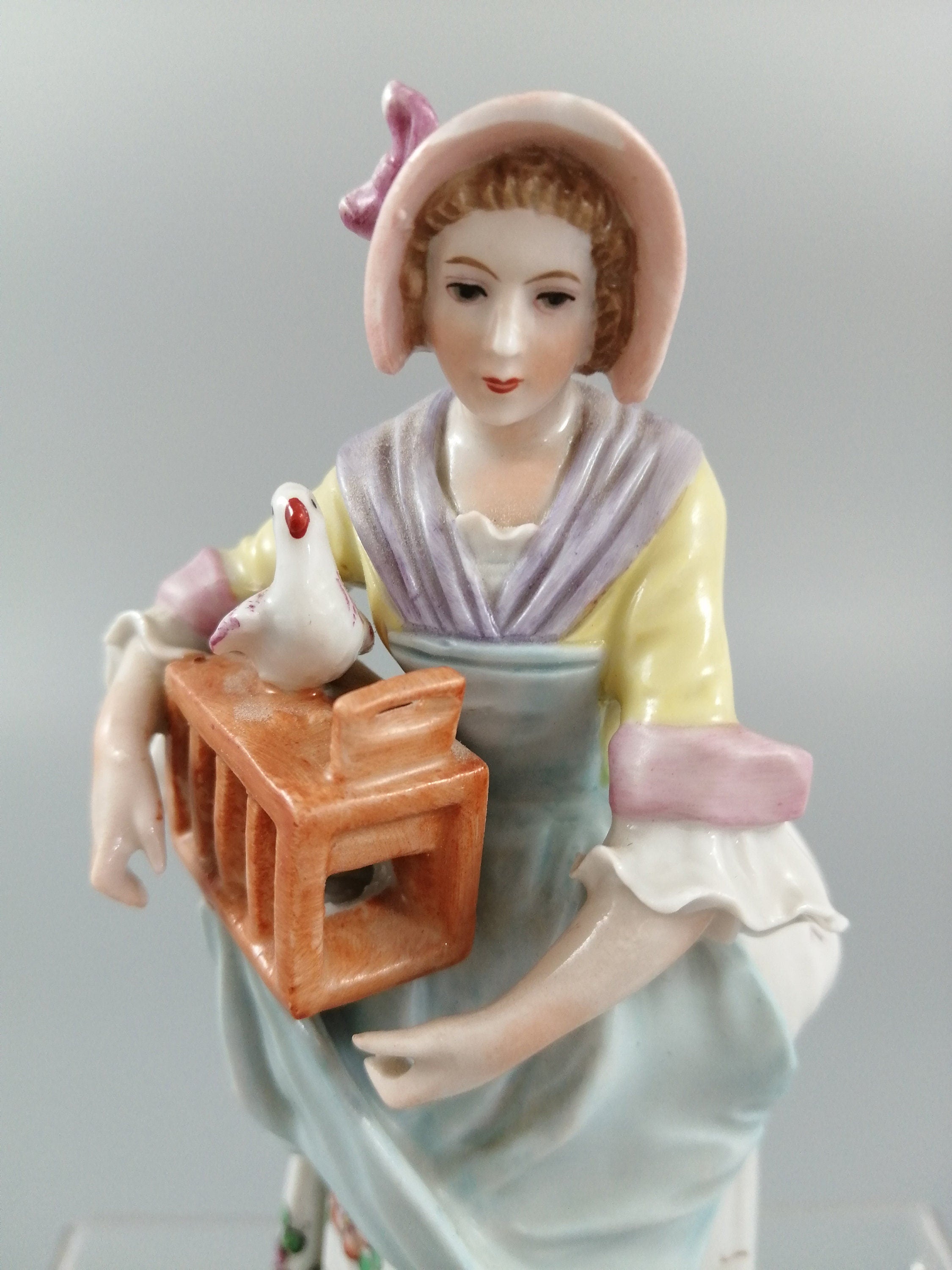 Antique Sitzendorf porcelain figurine,early 20th century