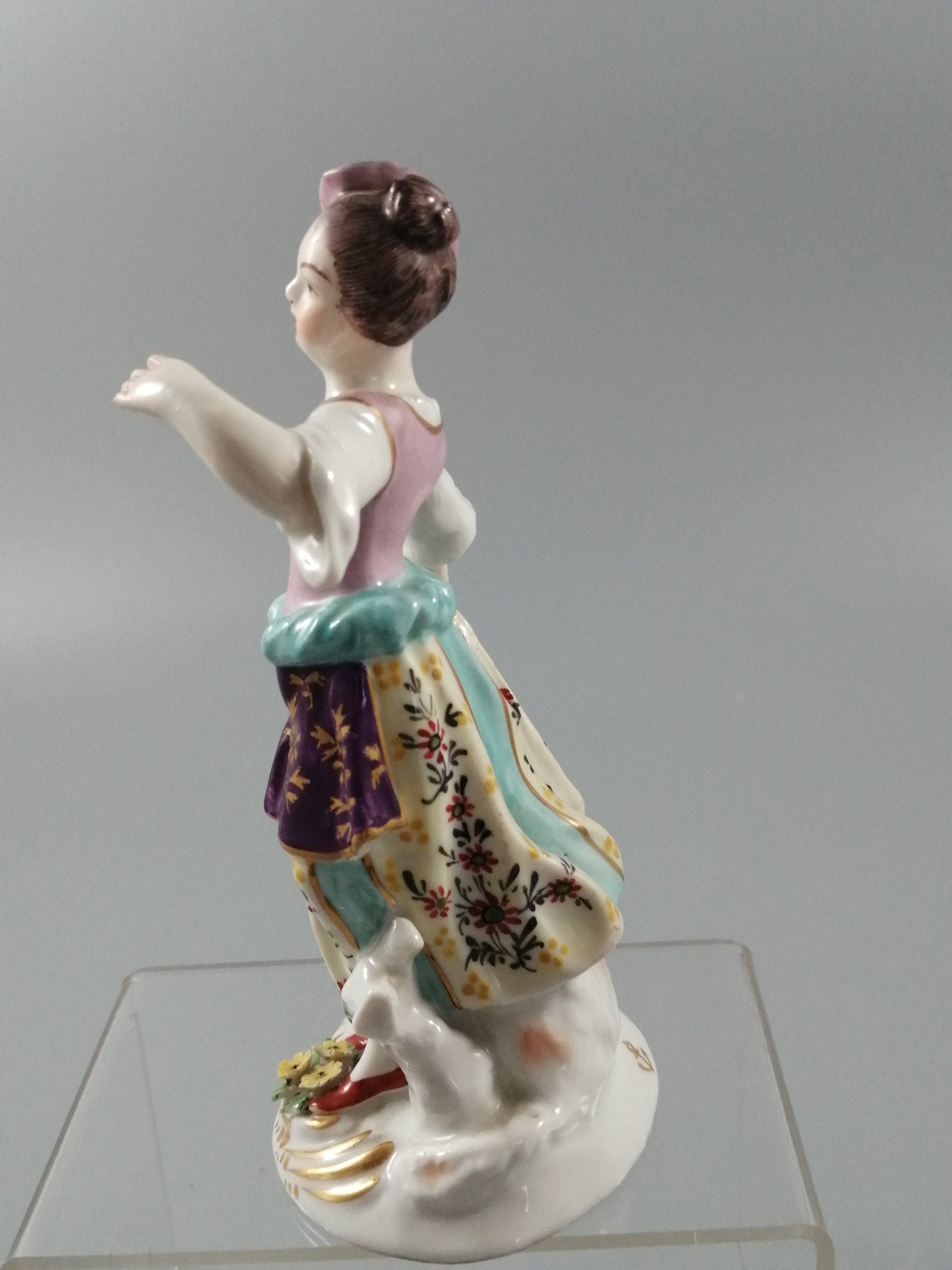 Possibly Chelsea porcelain figurine of young woman shepherdess, gold anchor mark, c. 1820