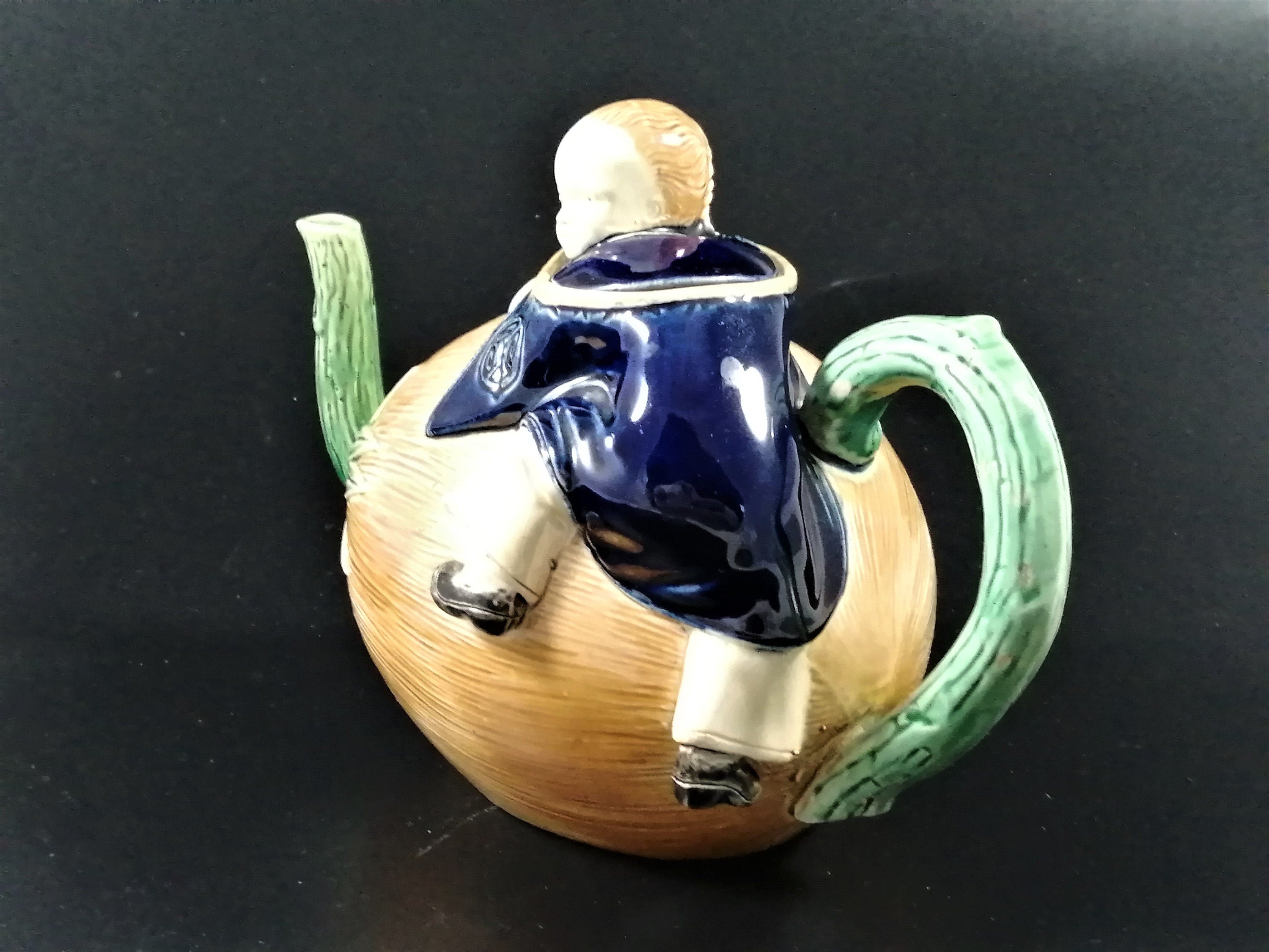 Antique Joseph Holdcroft majolica teapot Chinaman on a melon,с.1870.Very rare