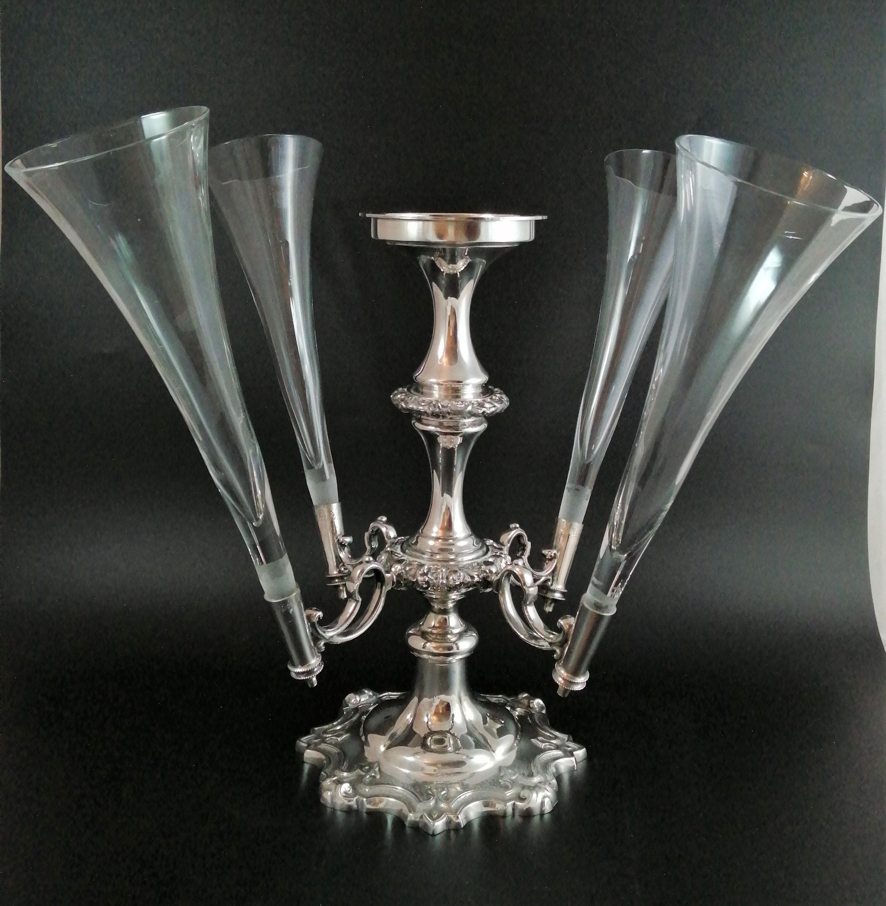 Walker & Hall Antique silver-plated Table Centrepiece, 19th century