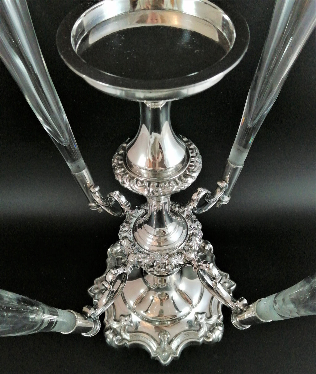 Walker & Hall Antique silver-plated Table Centrepiece, 19th century