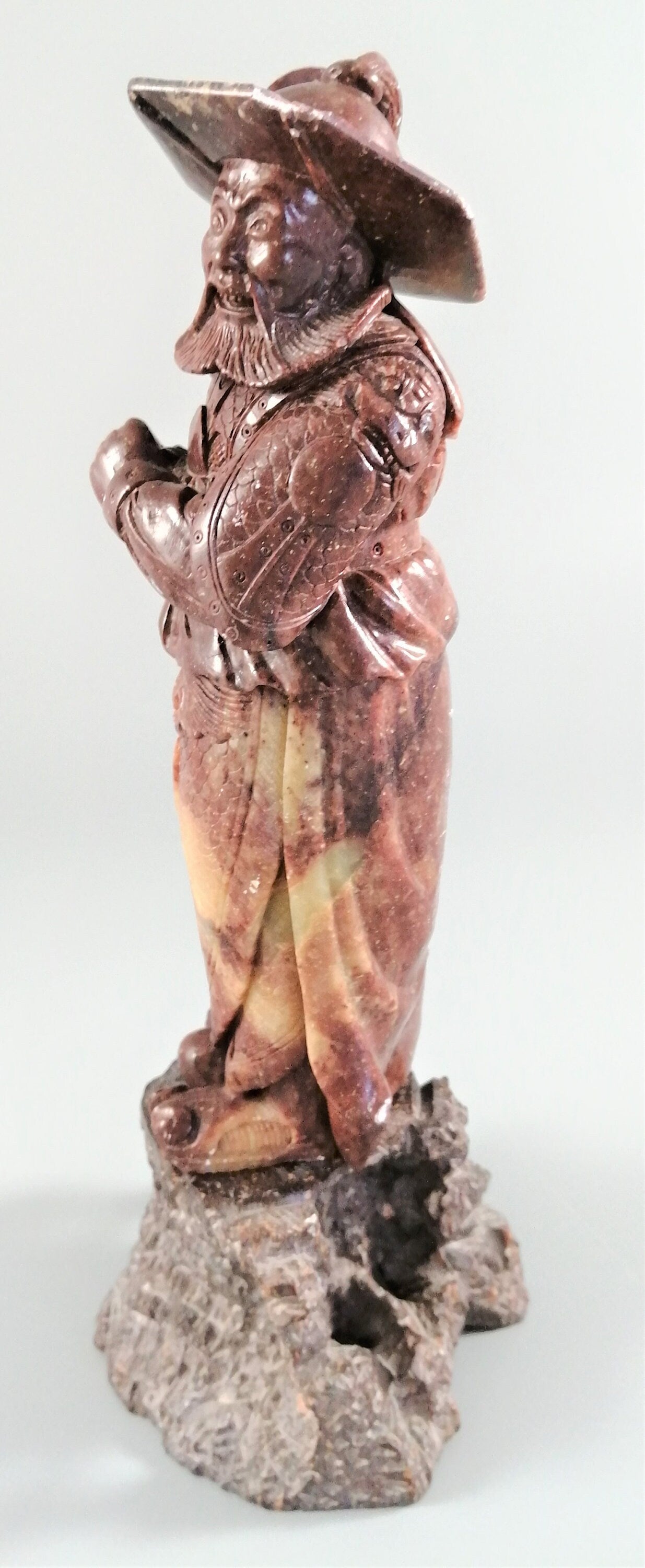 Antique natural Shoushan stone carved warrior statue