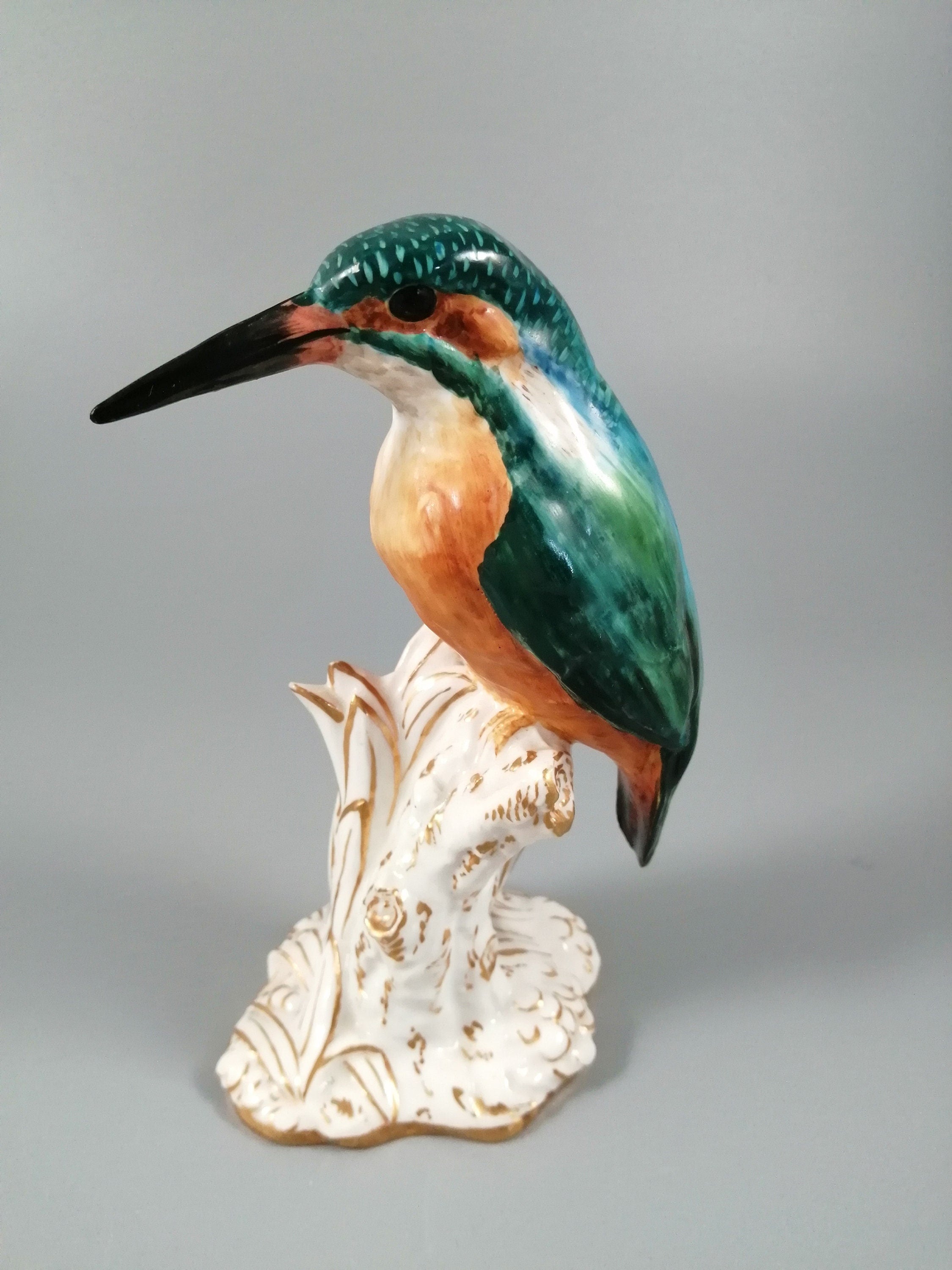 Royal Worcester Bird on Stump Kingfisher 2666, 1918