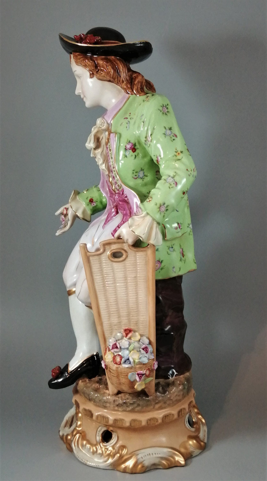 Porcelain figurine, crossed swords,Meissen style, 19th century,very large.
