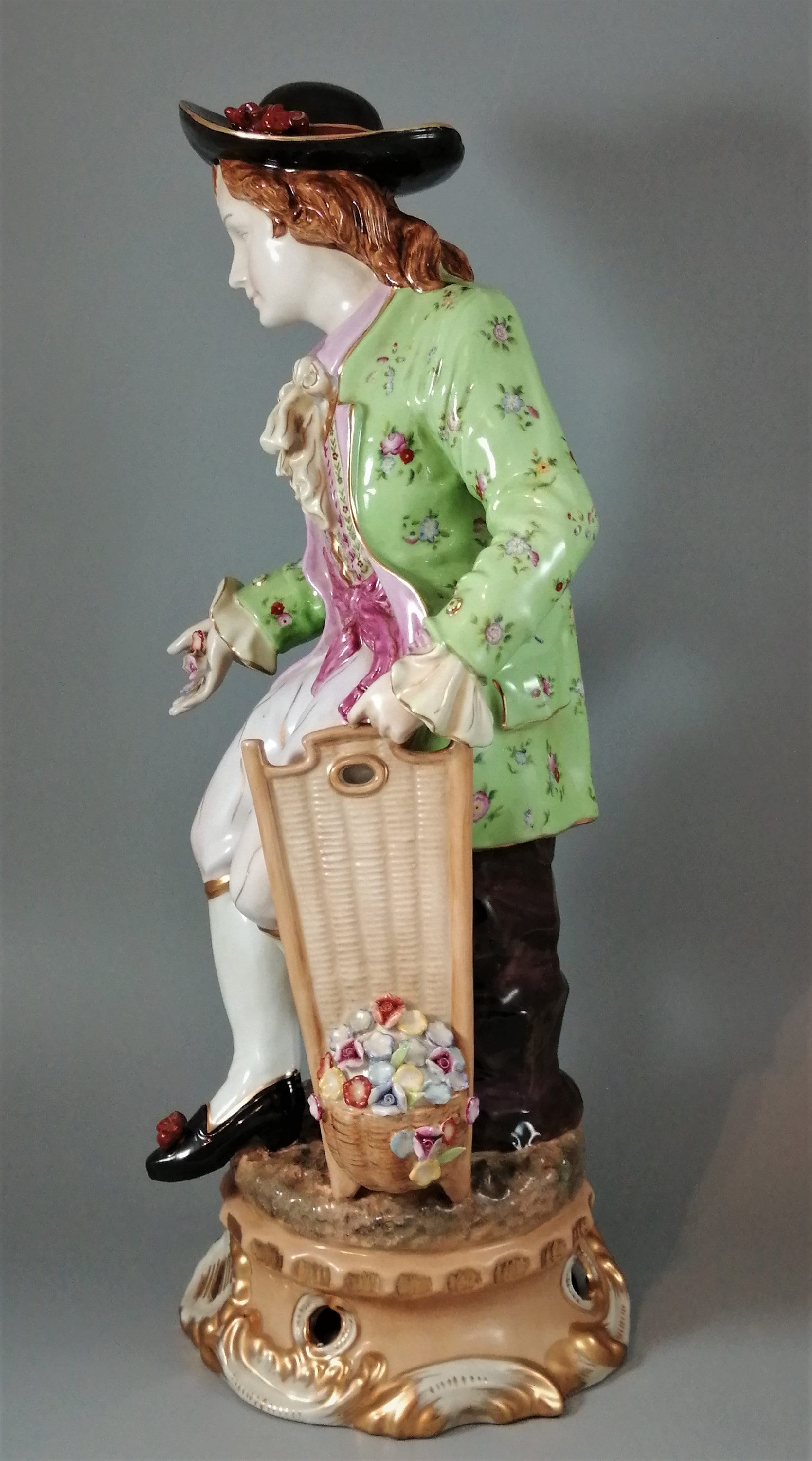Porcelain figurine, crossed swords,Meissen style, 19th century,very large.