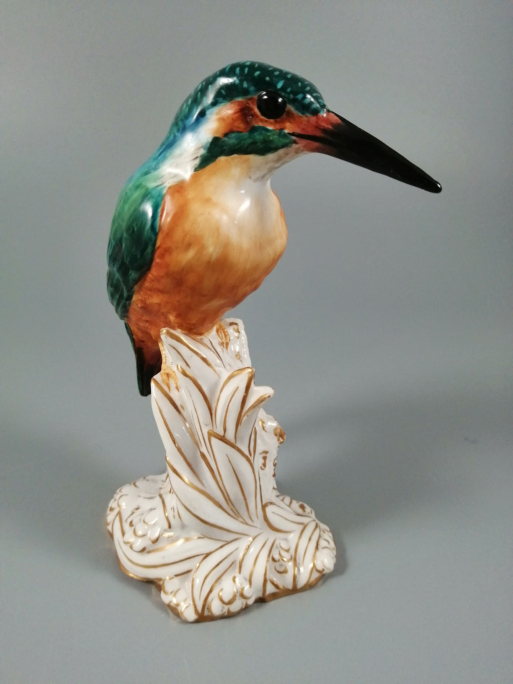 Royal Worcester Bird on Stump Kingfisher 2666, 1918