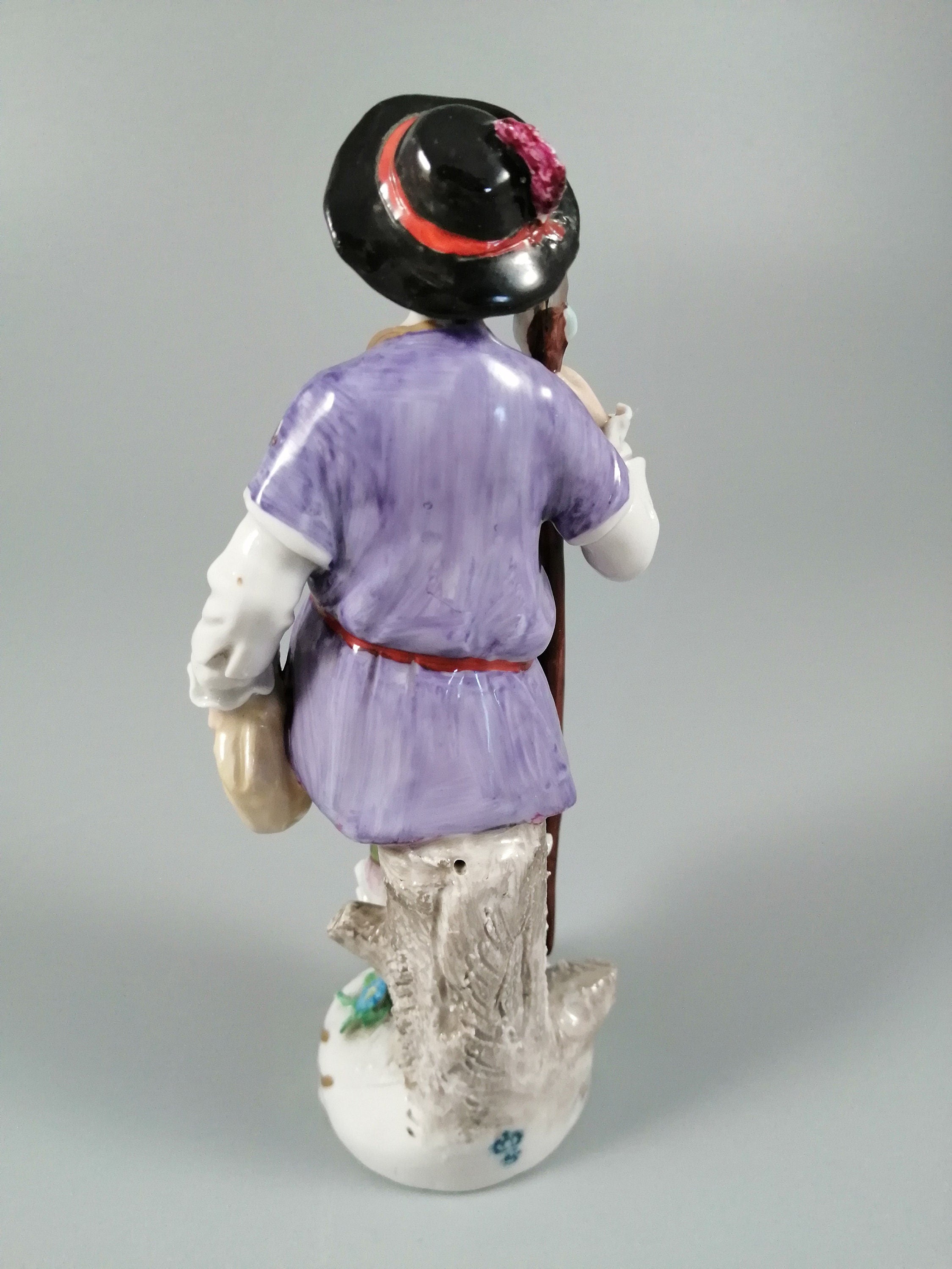 Vintage porcelain figurine of a traveller, Sitzendorf
