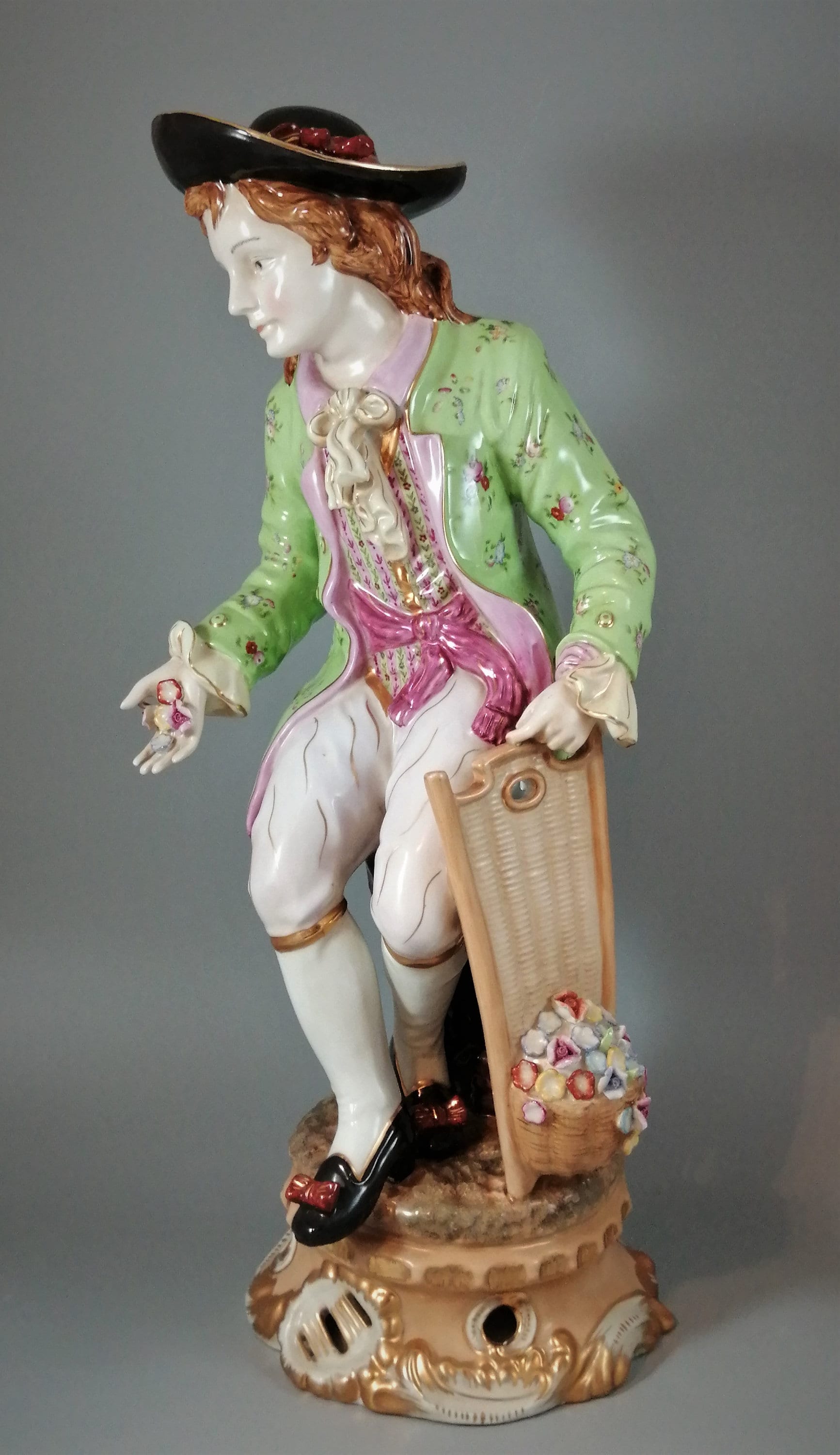 Porcelain figurine, crossed swords,Meissen style, 19th century,very large.