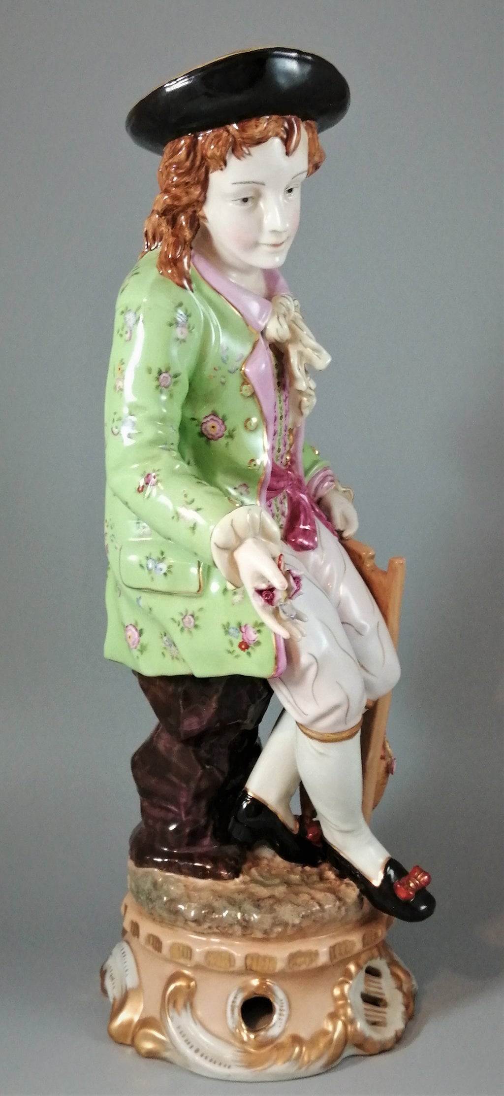Porcelain figurine, crossed swords,Meissen style, 19th century,very large.