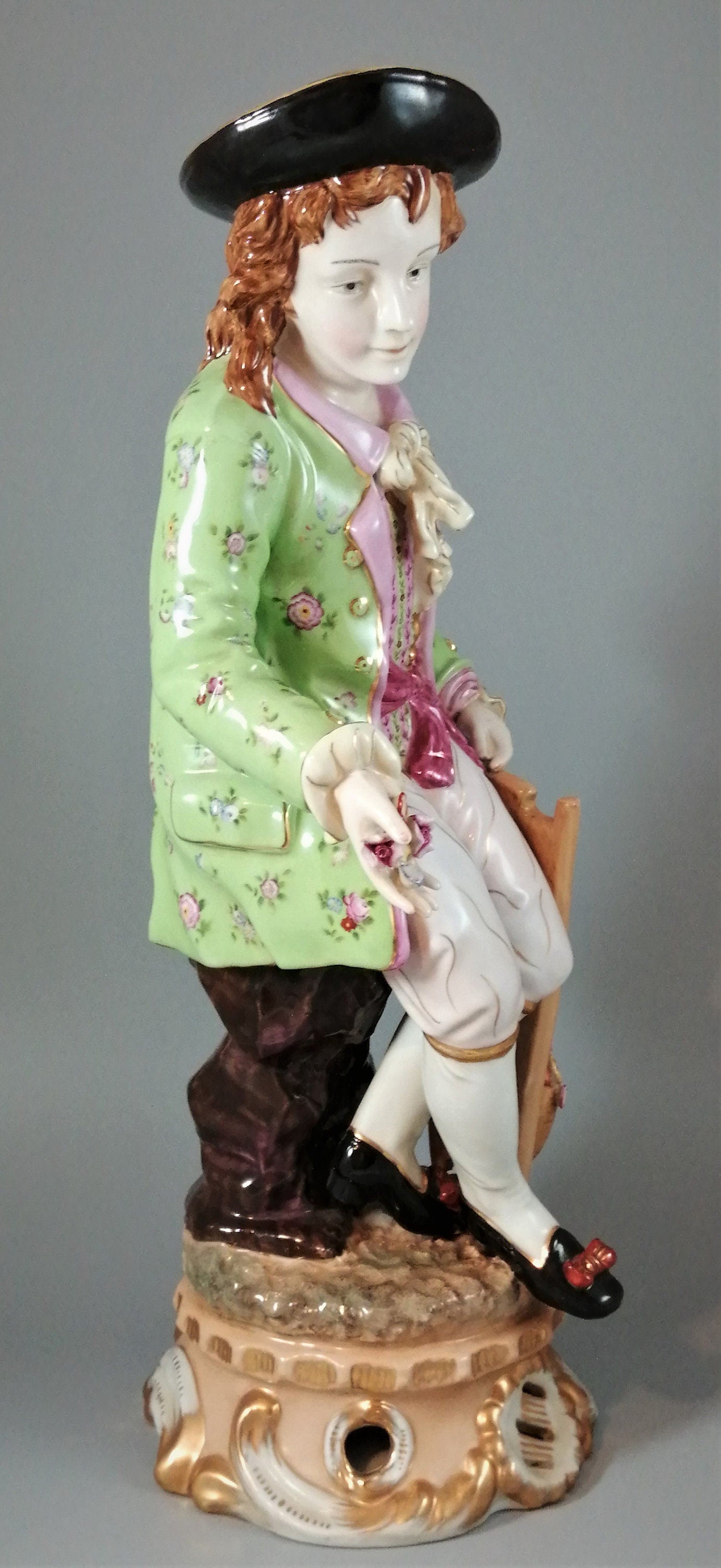 Porcelain figurine, crossed swords,Meissen style, 19th century,very large.