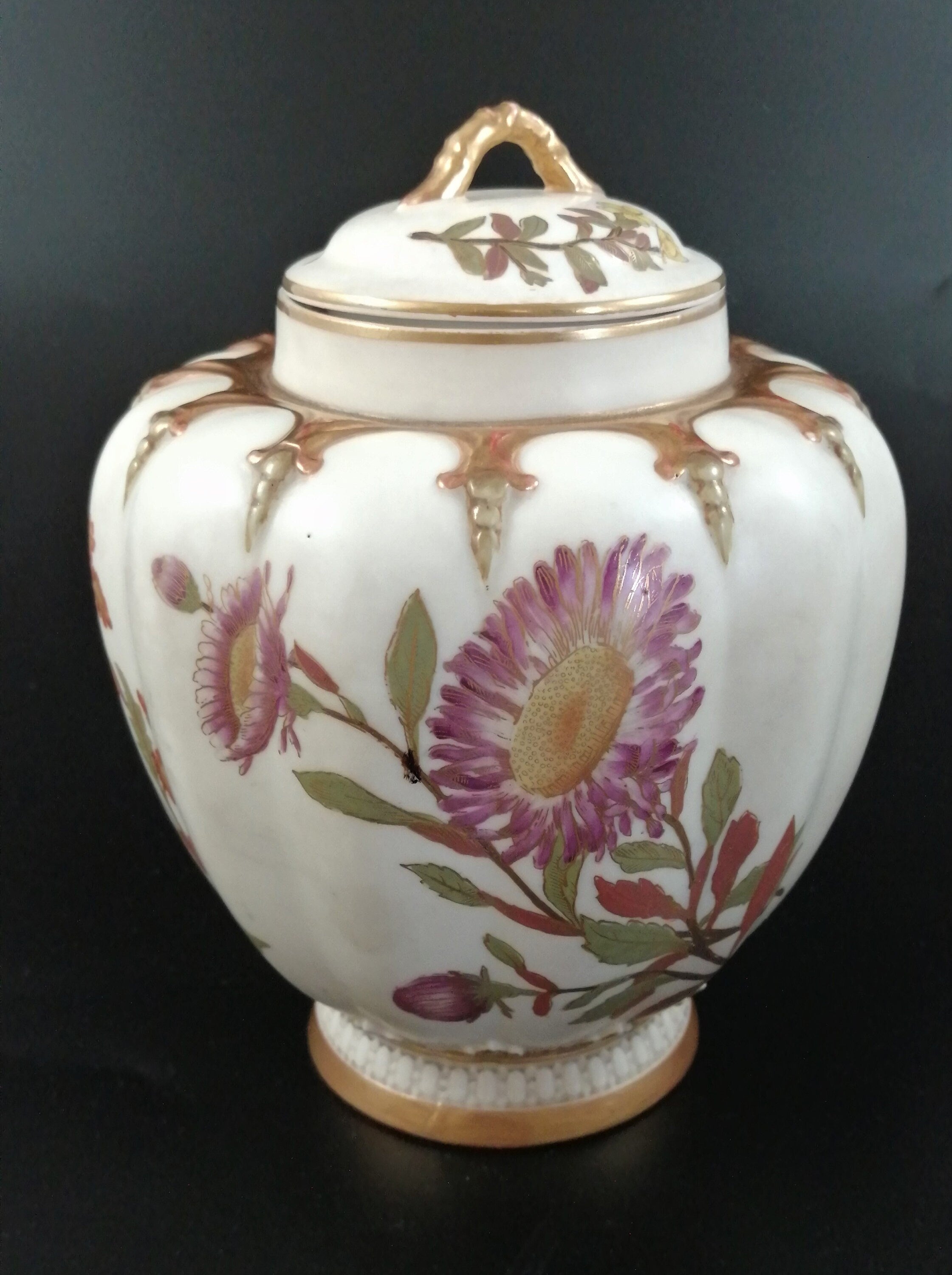 A Royal Worcester jar and cover for Stonier & Co., Liverpool, 'The Stuart',1889