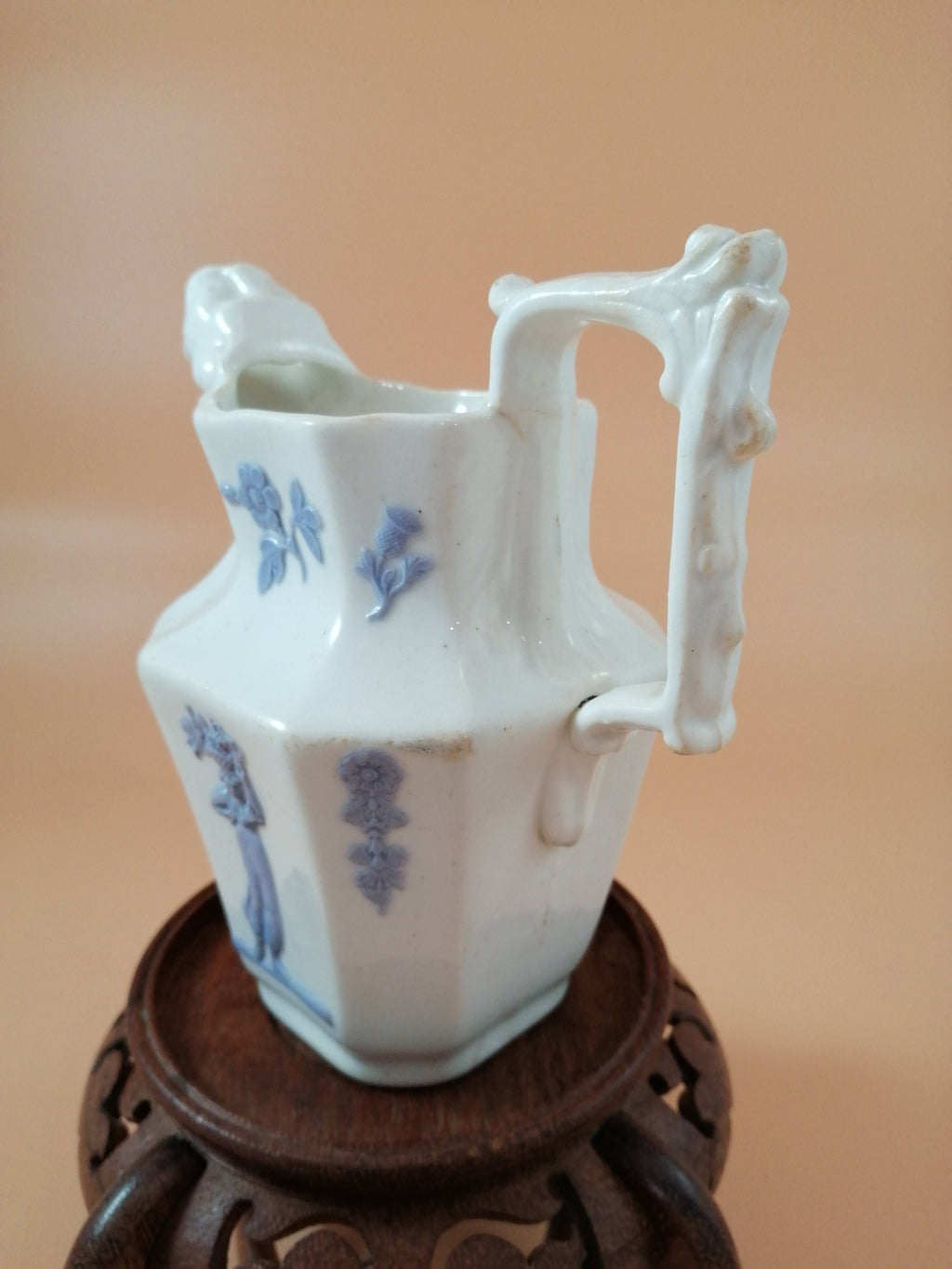 Antique Georgian Porcelain Jug: Lion Head Spout, Lavender Sprigged Figures