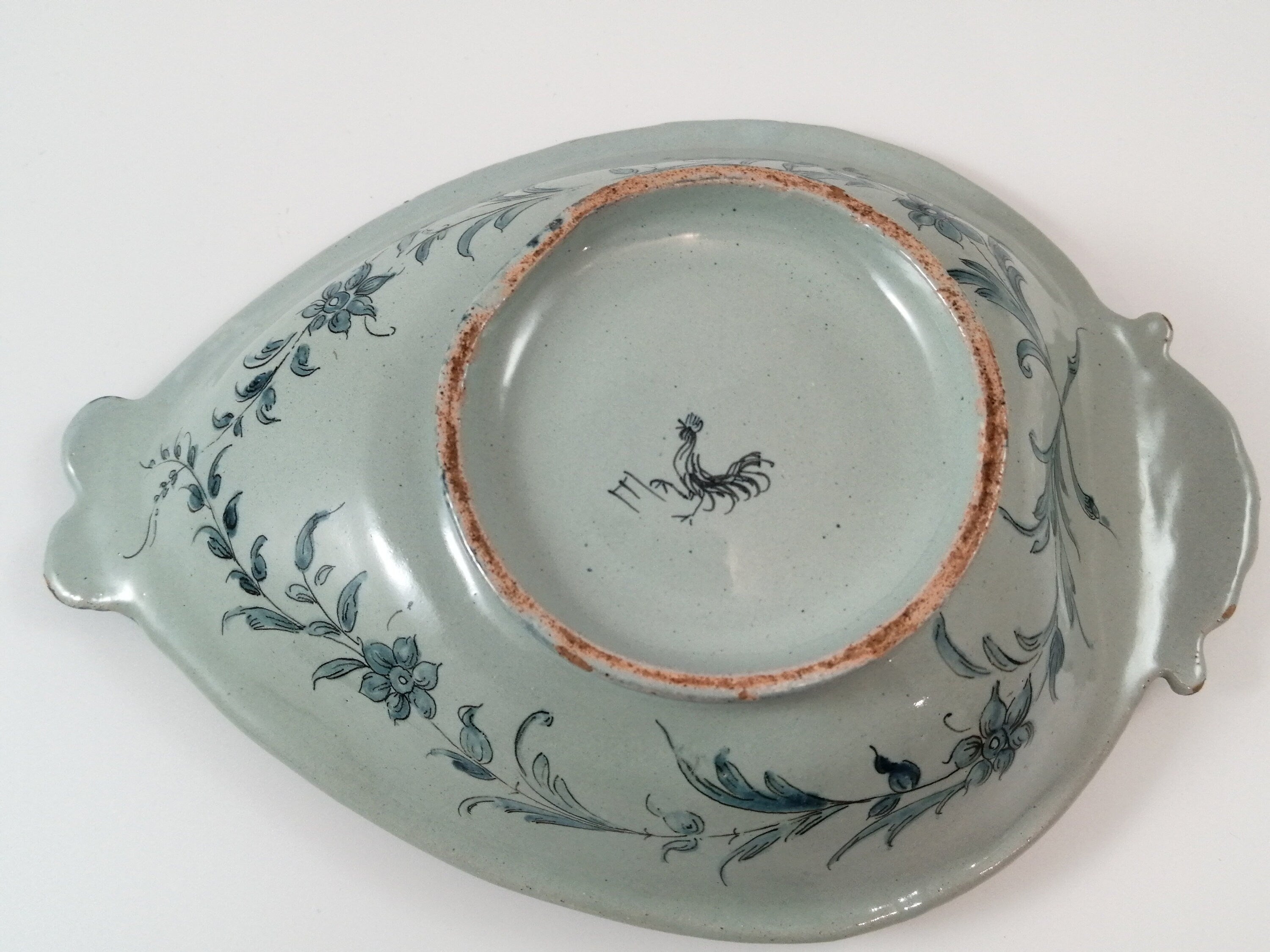 Antique Italian Cantagalli Tin Glazed Blue & White Plate Decorated Putti. Late 19th century.