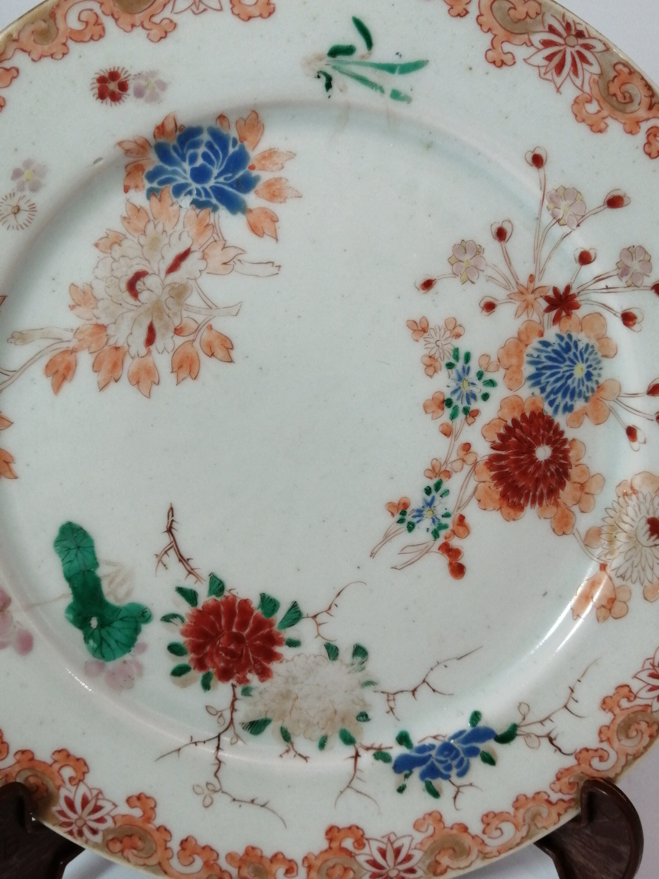 Antique Arita Imari Porcelain Dish: Edo-Meiji Peony Design