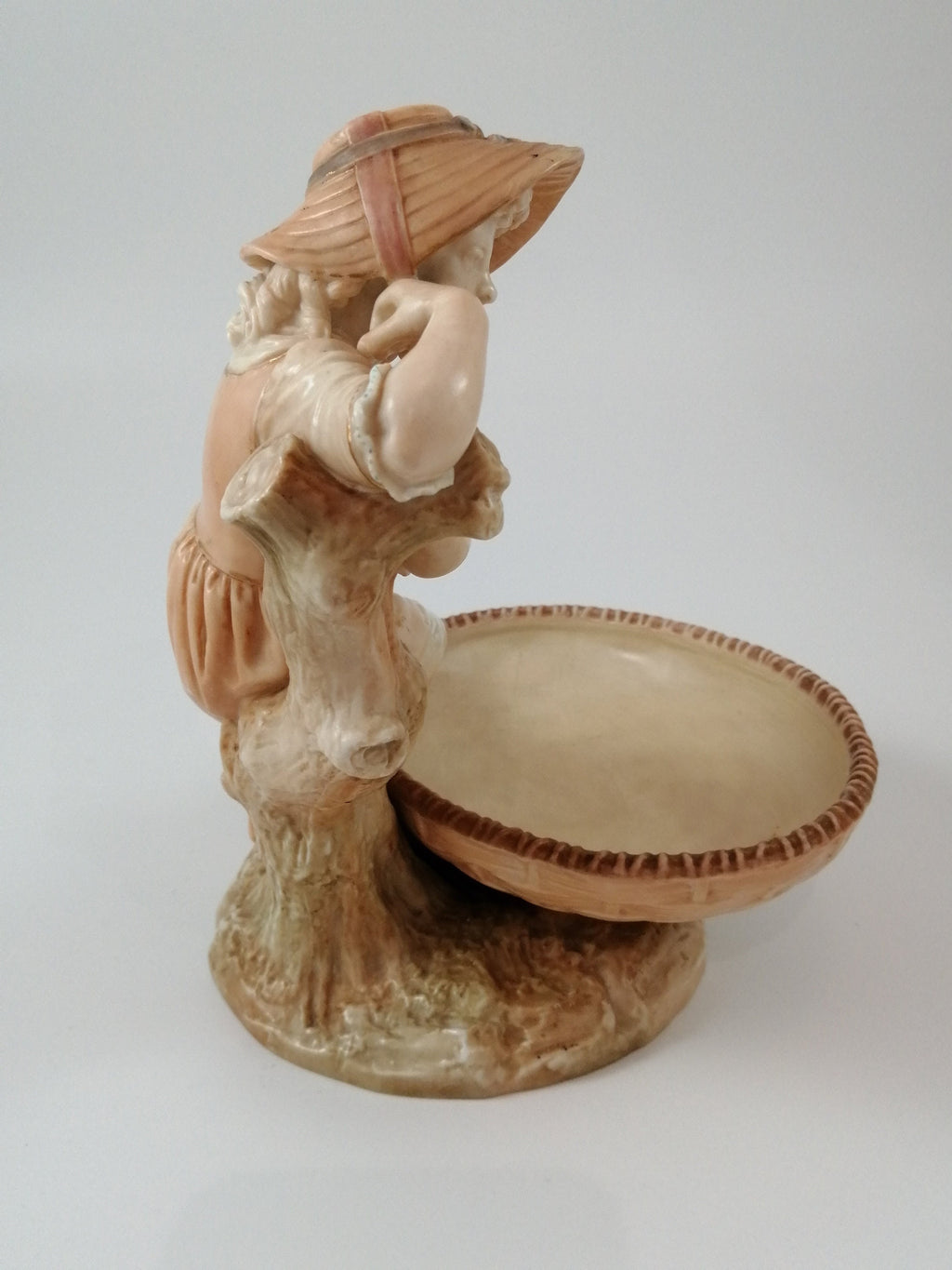 Royal Worcester Figurine: Antique Blush Ivory Bonbon Dish, James Hadley 1889