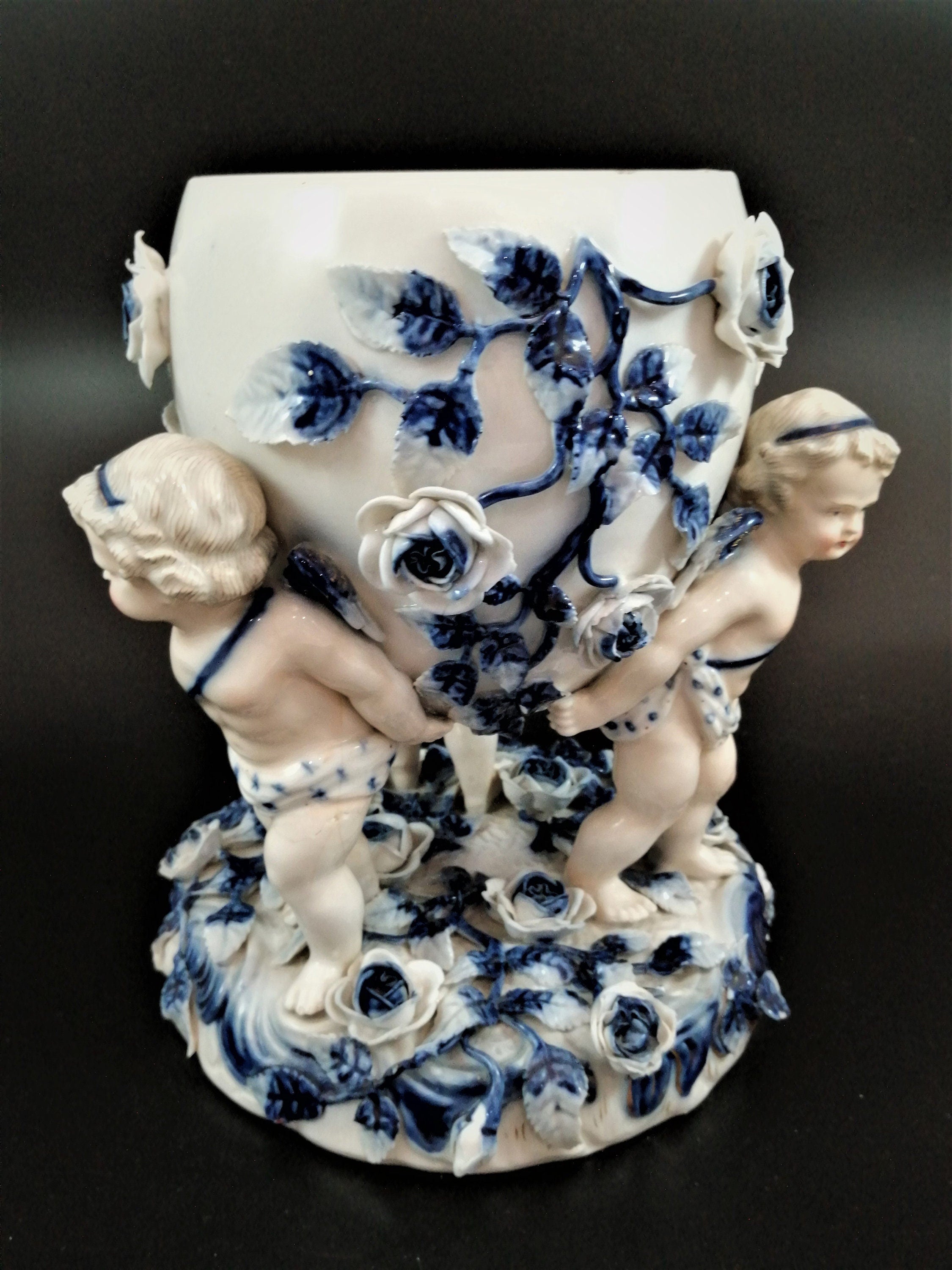 Antique Sitzendorf porcelain vase, late 19th century