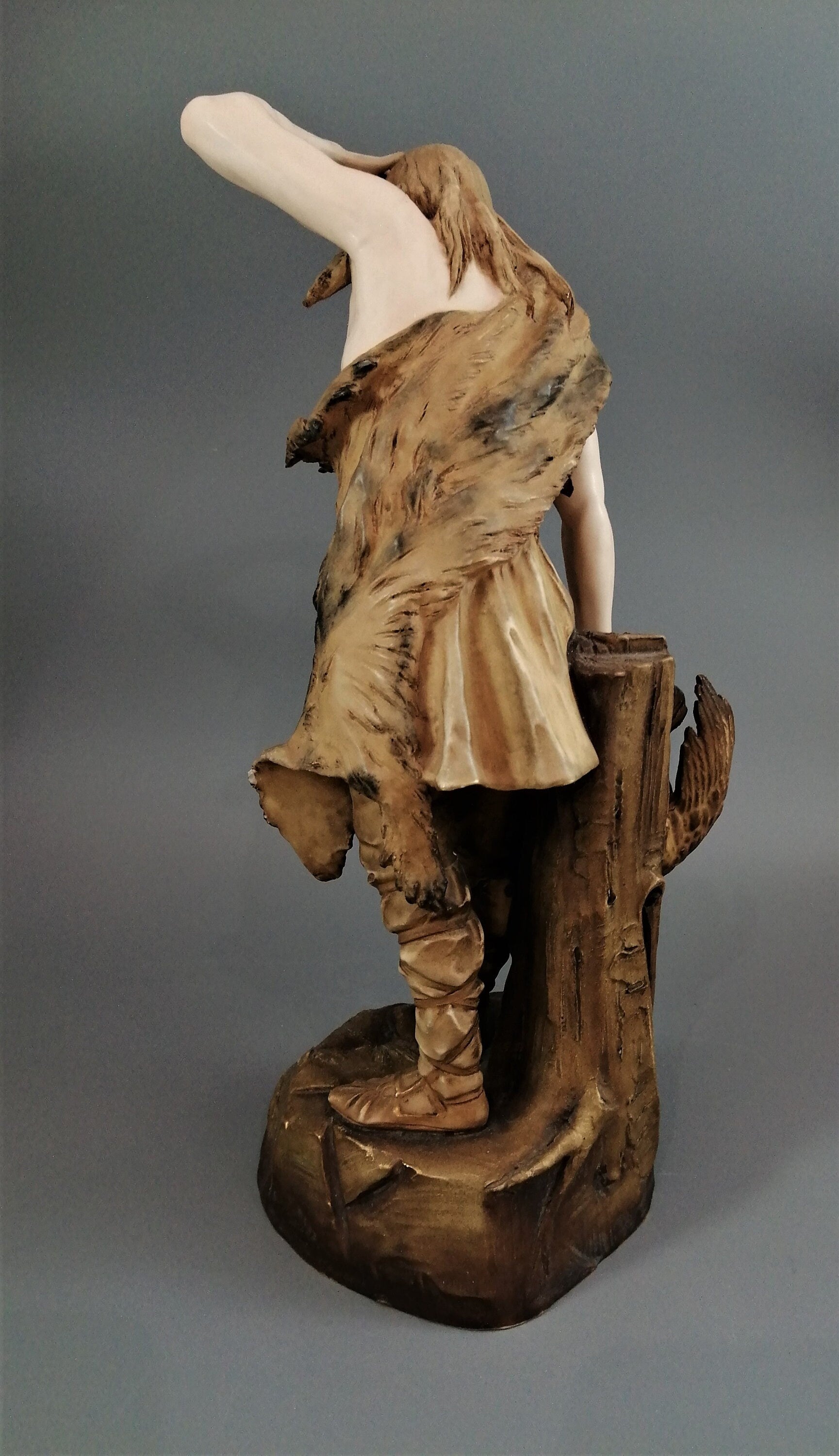 Rare Ernst Wahliss Porcelain Sculpture: Art Nouveau Hunter in Wolfskin