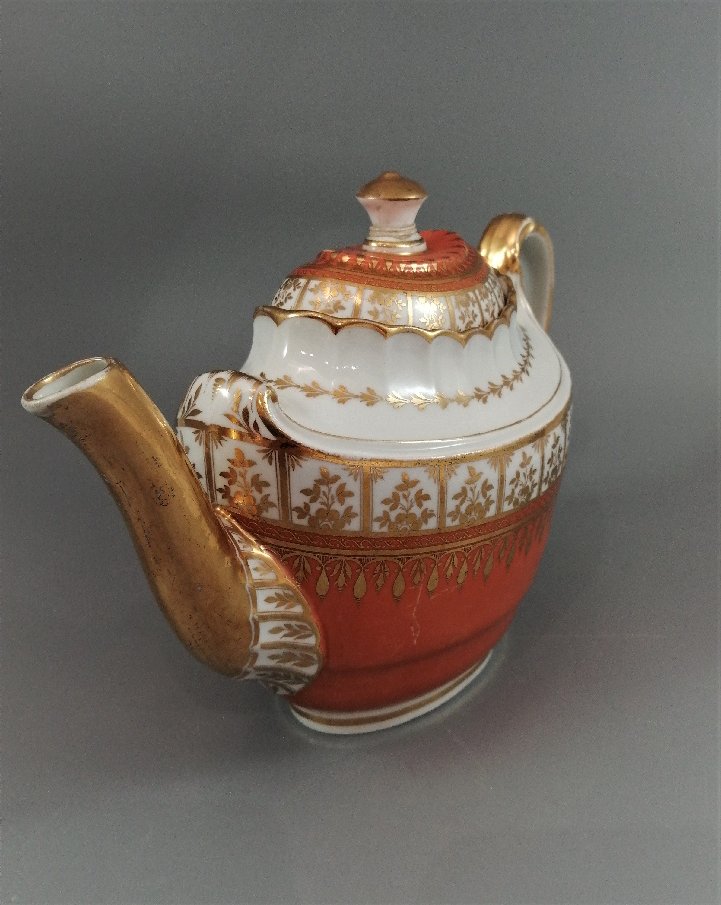 Flight & Barr Worcester Teapot: Georgian Orange Gilt Porcelain, c. 1790s