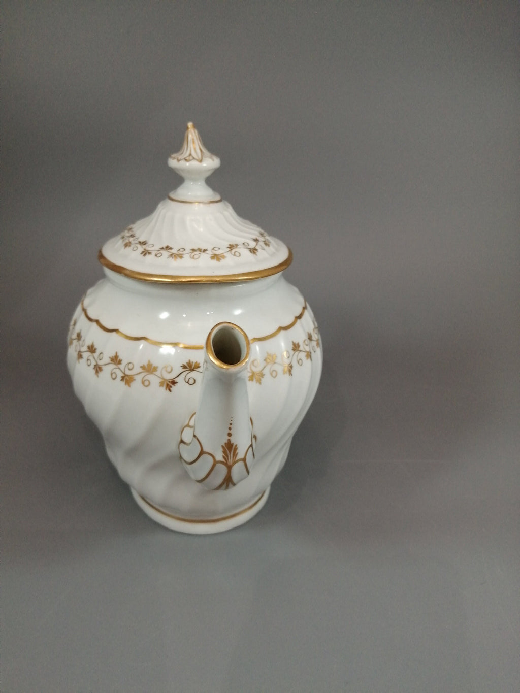 Antique Flight & Barr Worcester Teapot with Stand: Gold Floral, c. 1793-1804