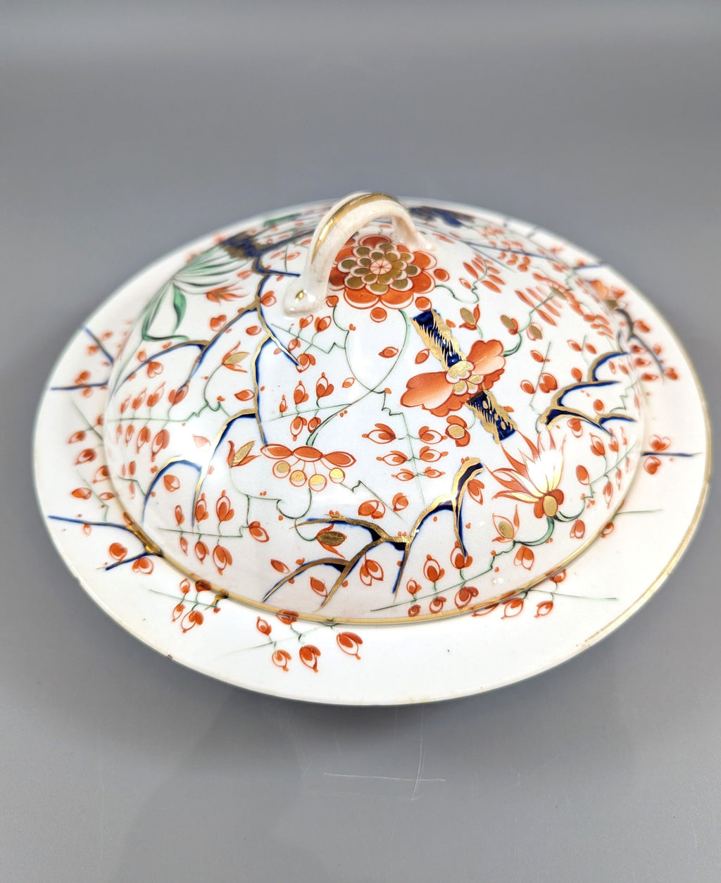 Old Derby Kakiemon style butter dish with 'Two Quails' pattern, c.1820.  Very rare