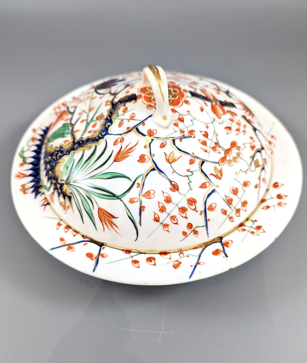 Old Derby Kakiemon style butter dish with 'Two Quails' pattern, c.1820.  Very rare