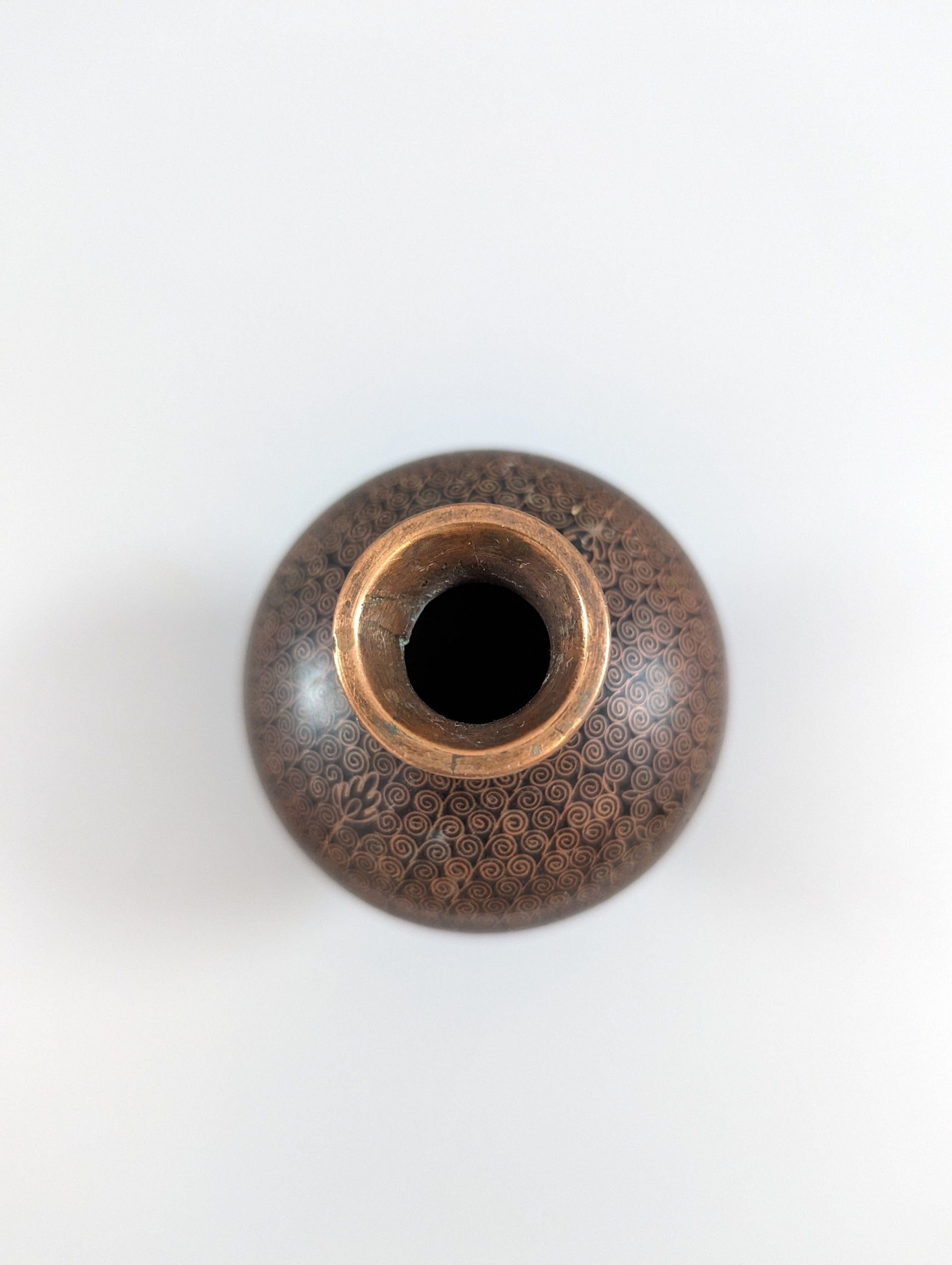 Antique Chinese Cloisonné Vase: Black Enamel Floral Vase, Early 19th Century (10.5 cm)