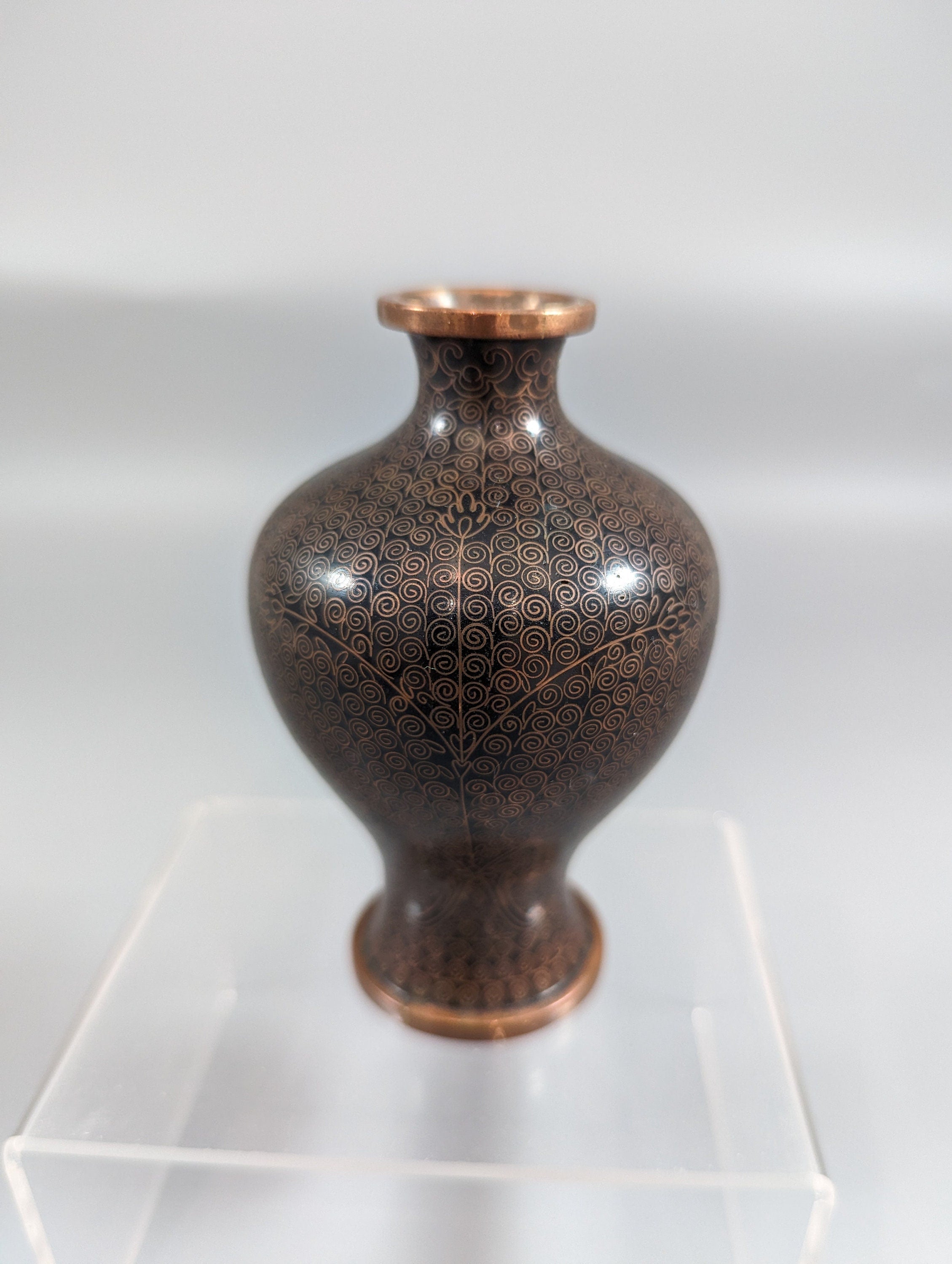 Antique Chinese Cloisonné Vase: Black Enamel Floral Vase, Early 19th Century (10.5 cm)