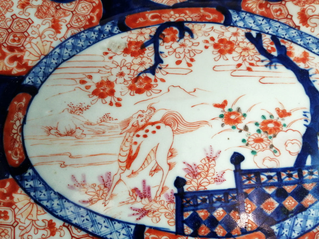 Antique Japanese Imari dish in the form of a Treasure Boat ‘Takarabune’, Meiji Period, circa 1900