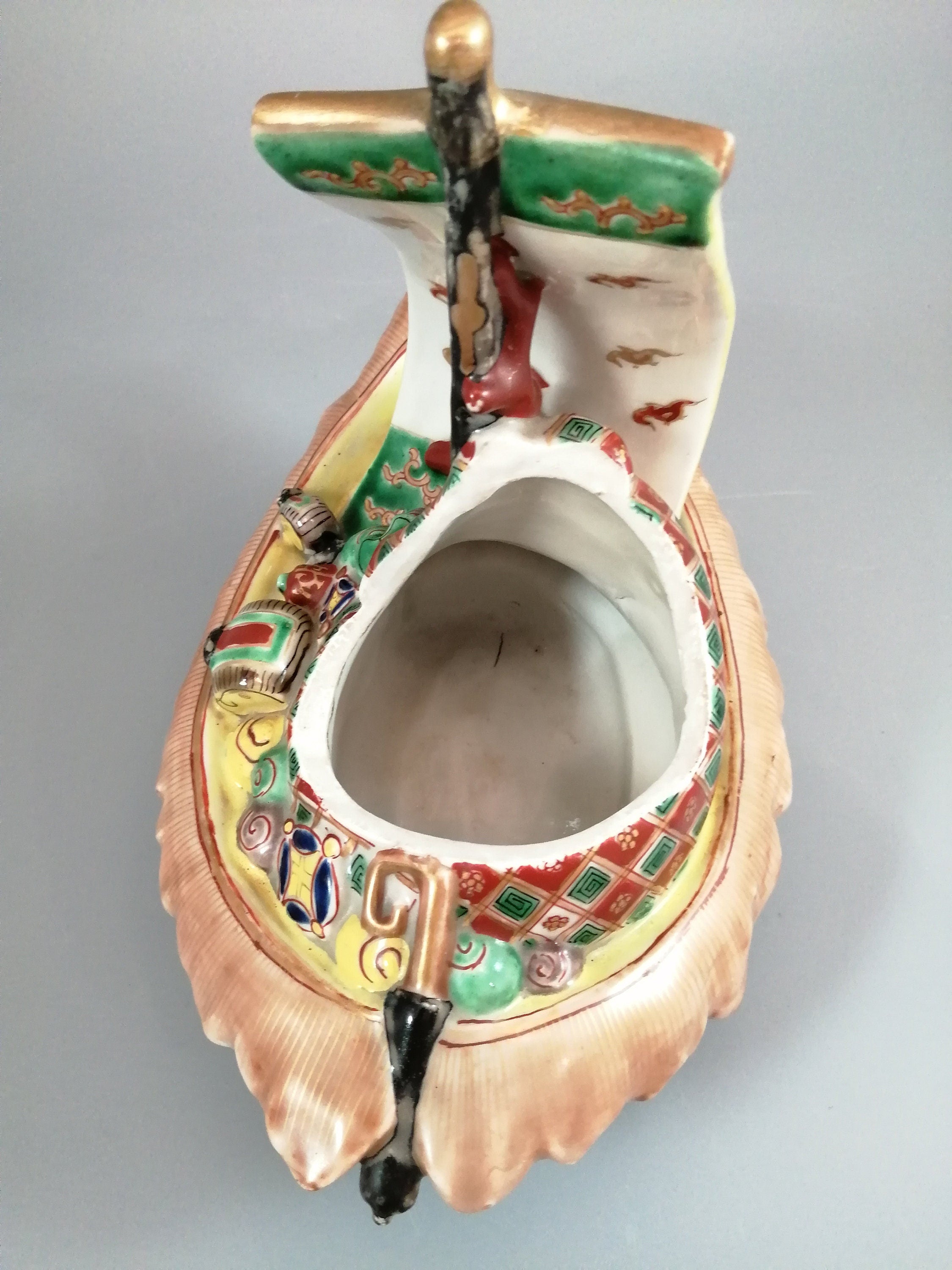 Japanese Kutani censer in the shape of a treasure ship, Takarabune, Meiji period
