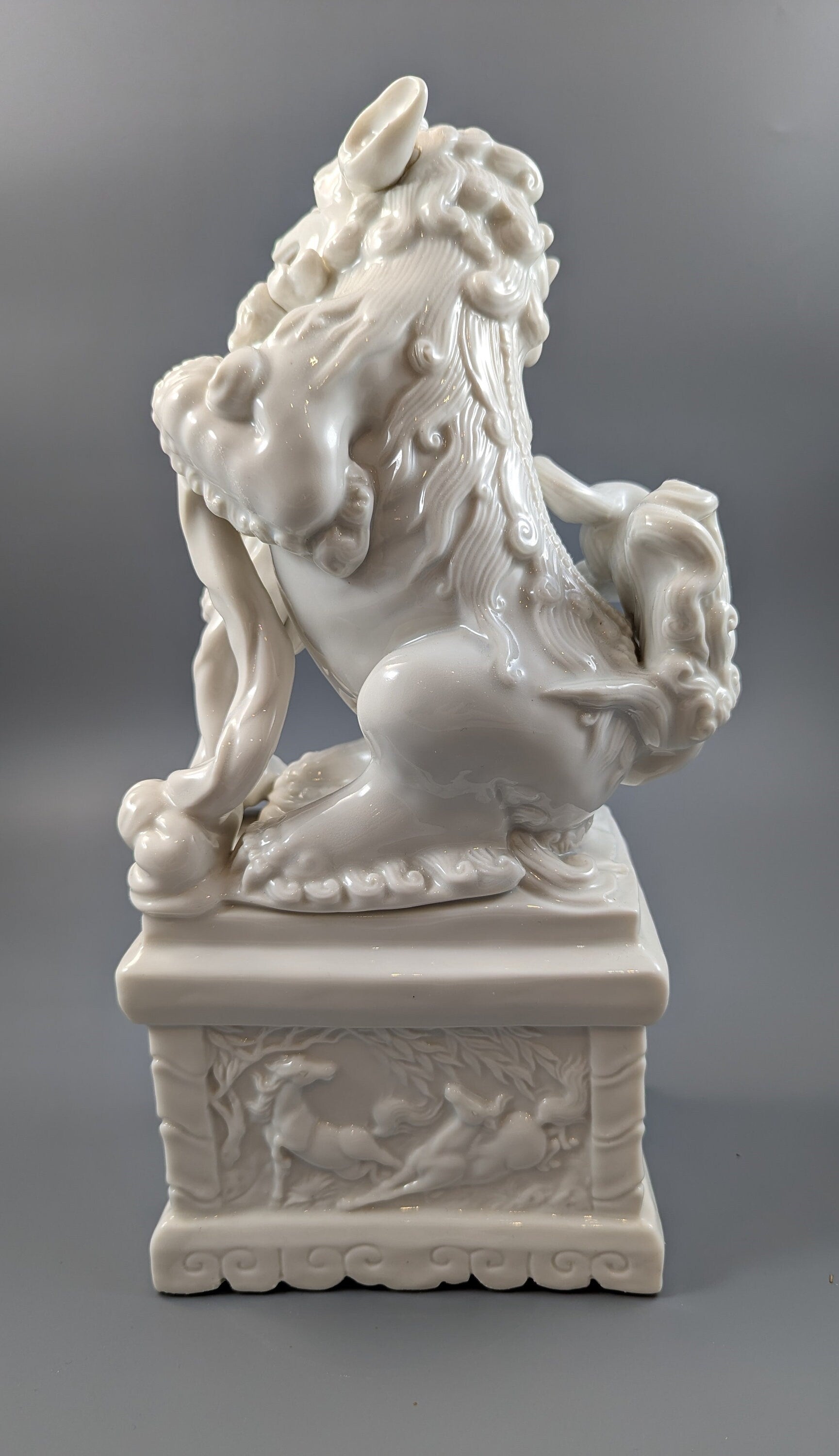 Antique chinese porcelain Blanc De Chine  Foo Dog