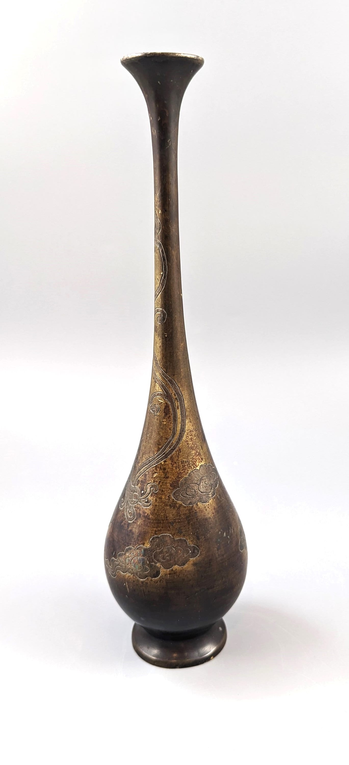 Antique Japanese bronze vase 19th century, late Mieji period