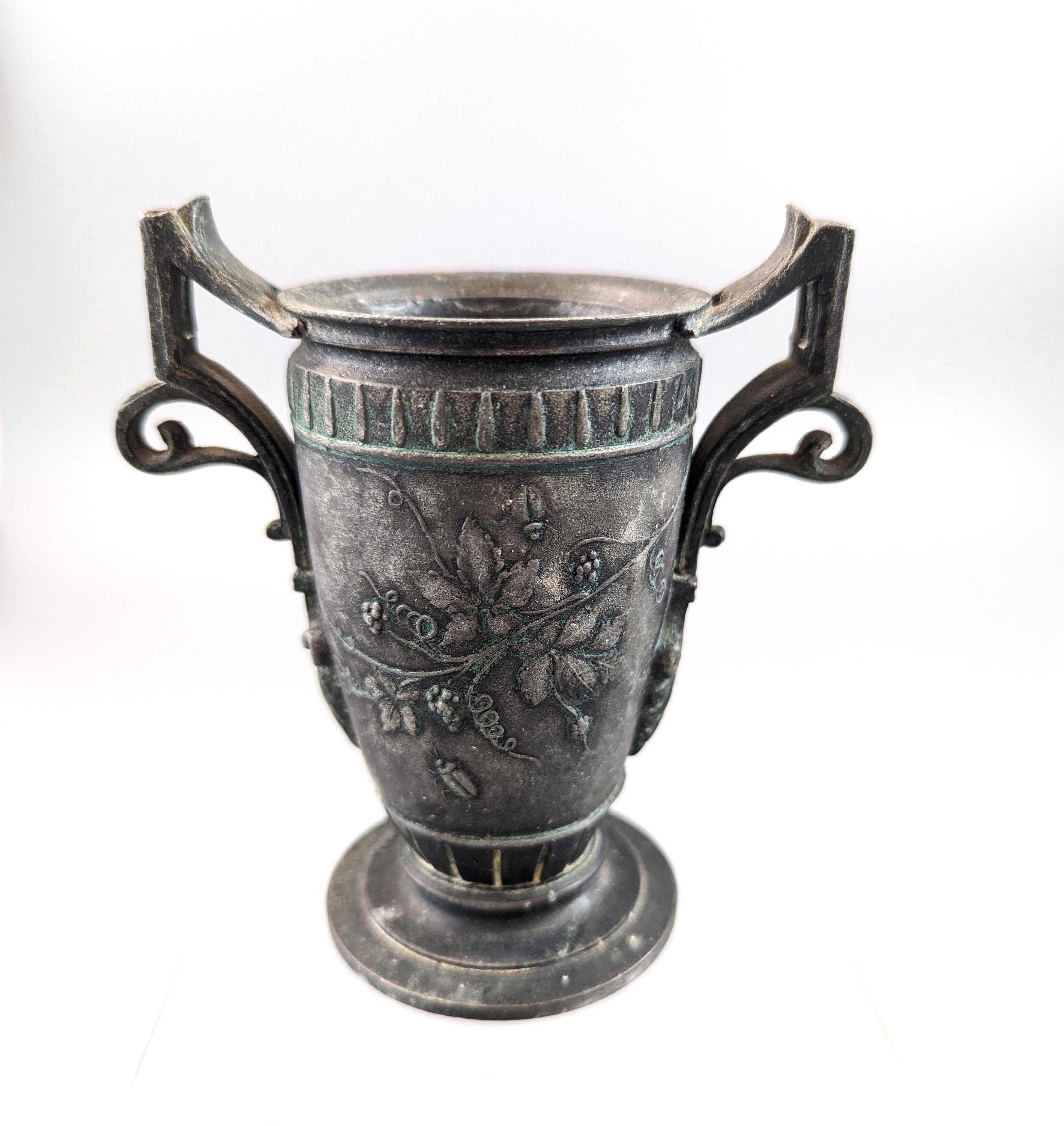 A classical Greek-style pewter amphora Jules Brateau, circa 1900.