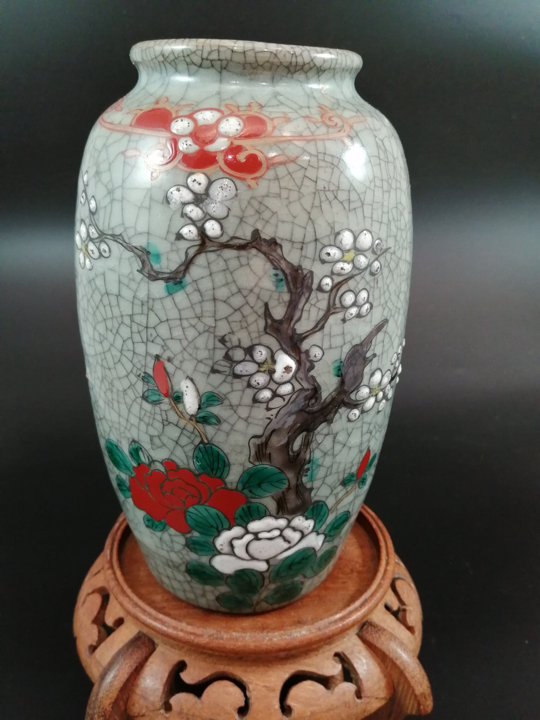 Crackle Glaze Enameled Chinese Vase, circa 1900.
