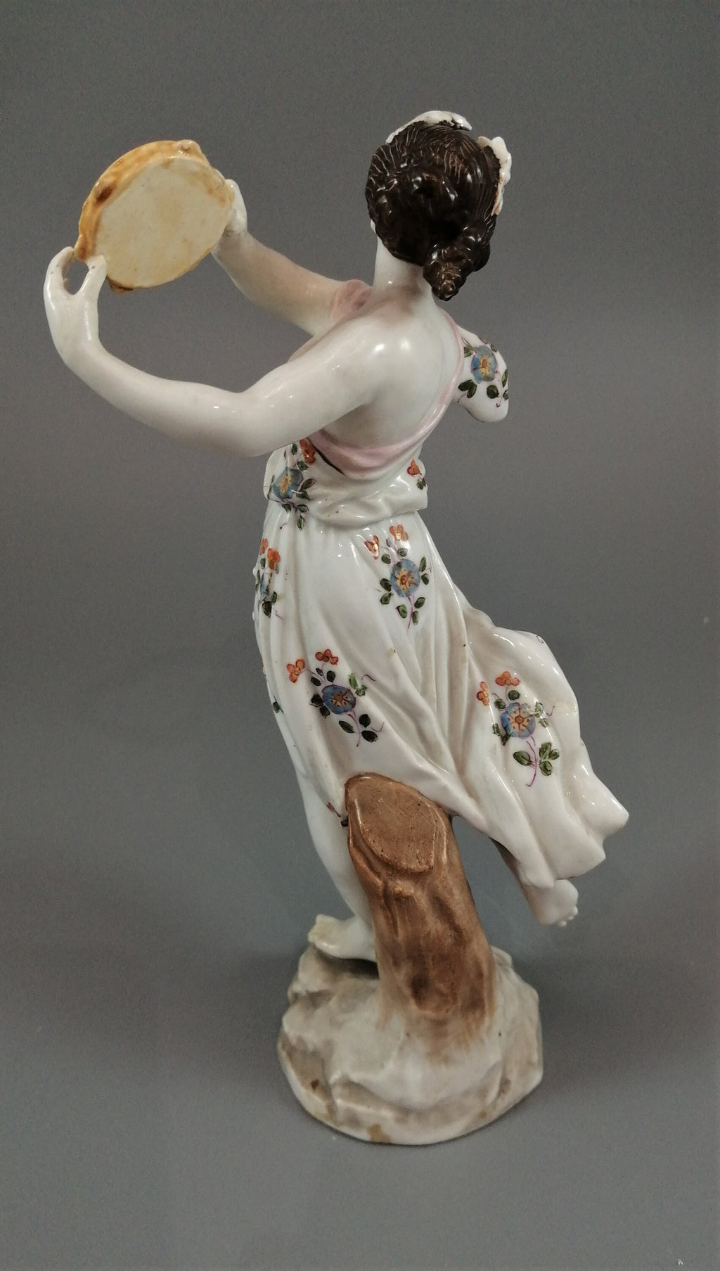 Woman with a tambourine by Meissen, middle 19th century.