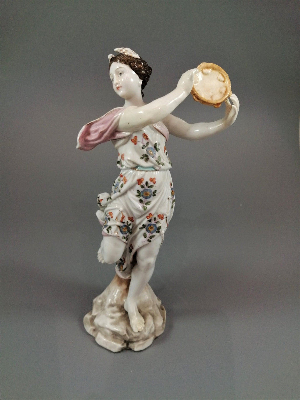 Woman with a tambourine by Meissen, middle 19th century.