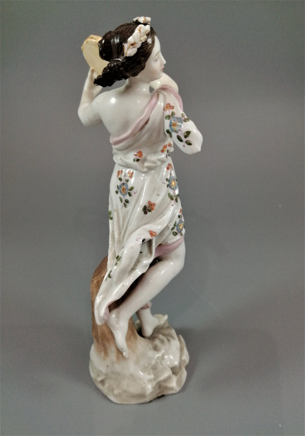 Woman with a tambourine by Meissen, middle 19th century.