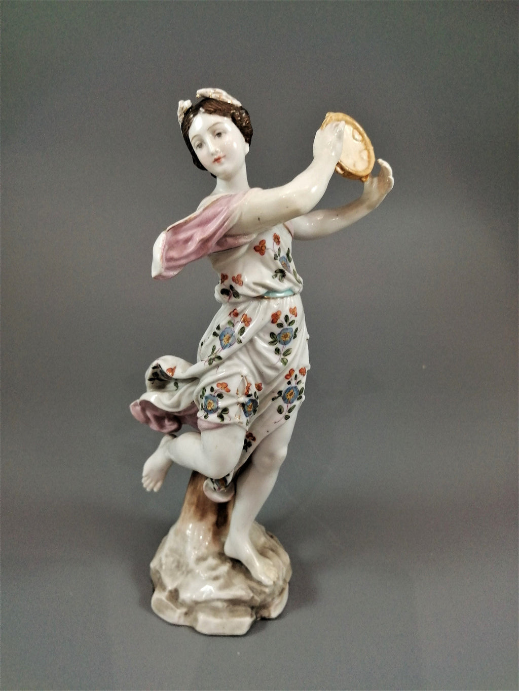Woman with a tambourine by Meissen, middle 19th century.