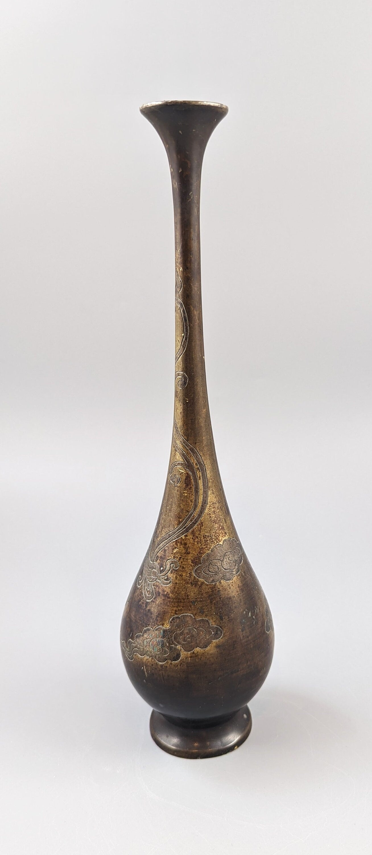 Antique Japanese bronze vase 19th century, late Mieji period