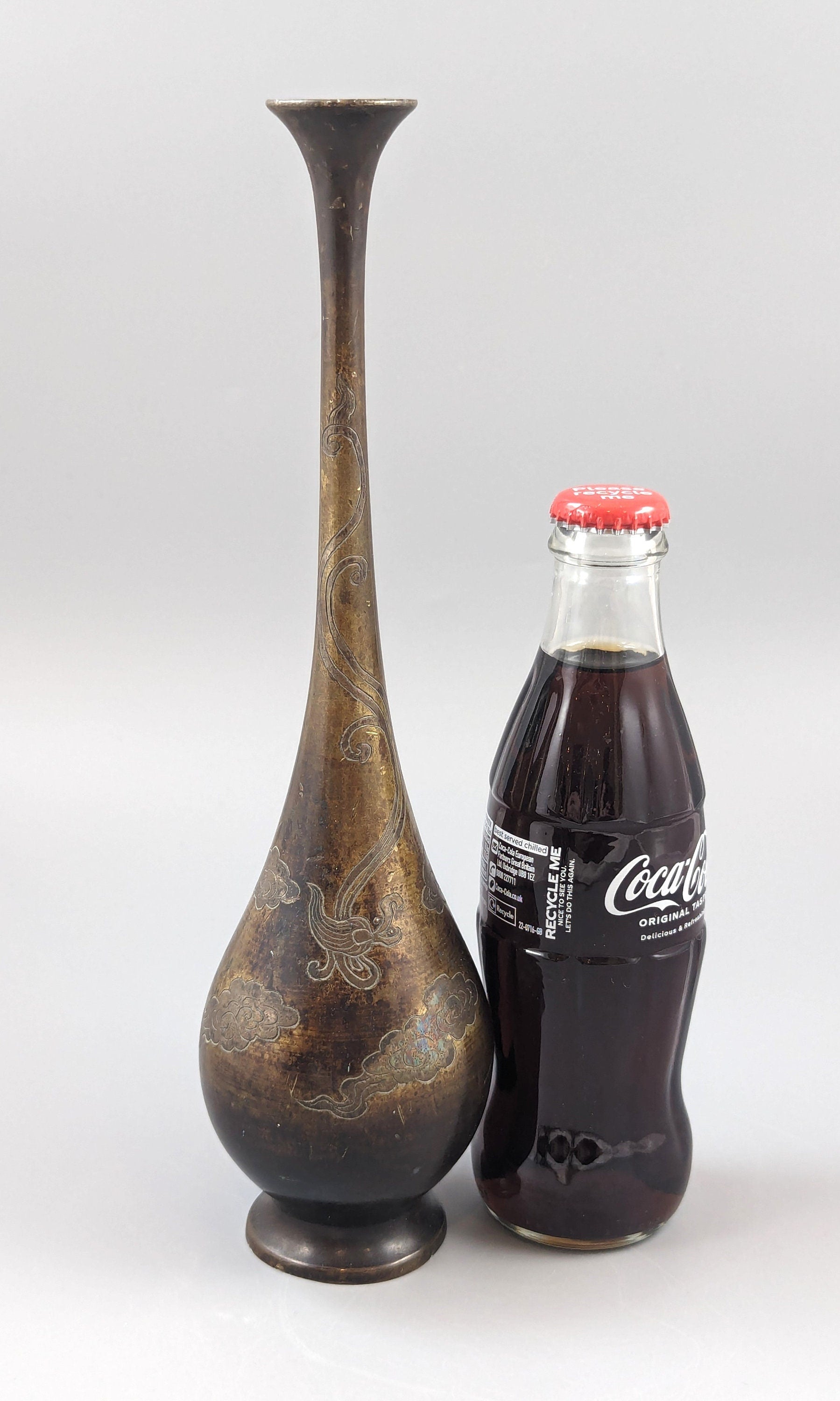 Antique Japanese bronze vase 19th century, late Mieji period
