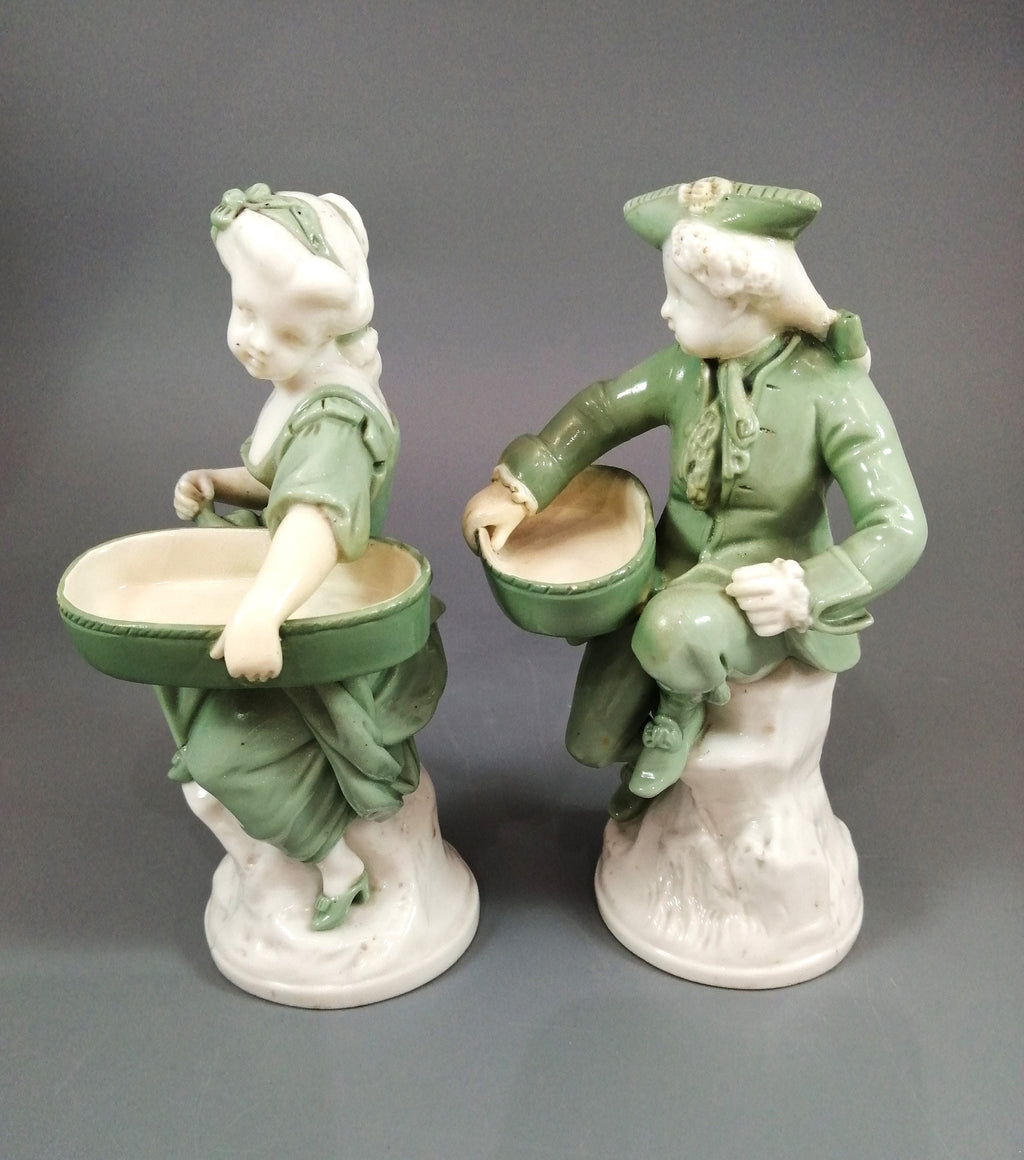 Minton a pair of celadon figurines,  с.1869