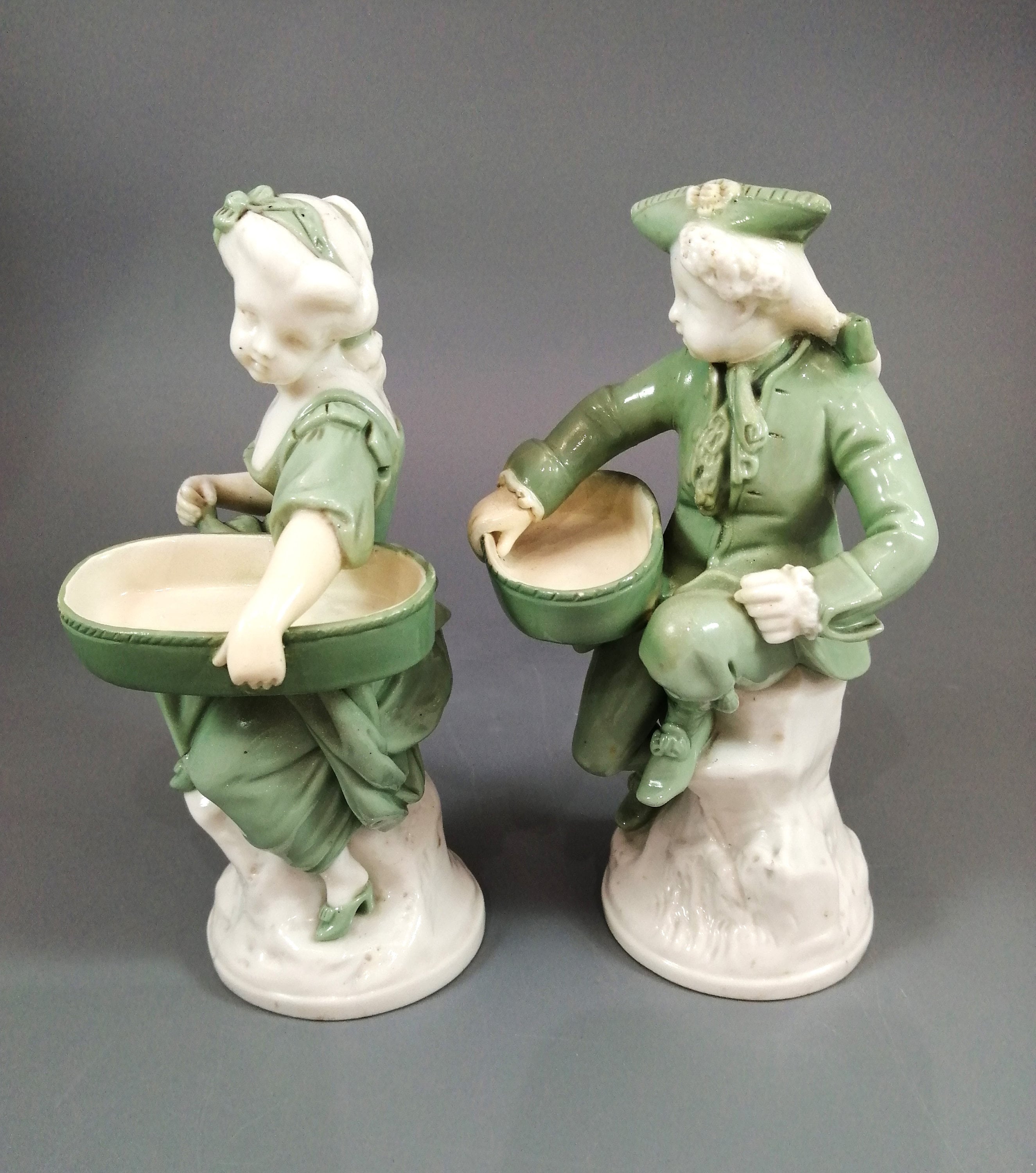 Minton a pair of celadon figurines,  с.1869