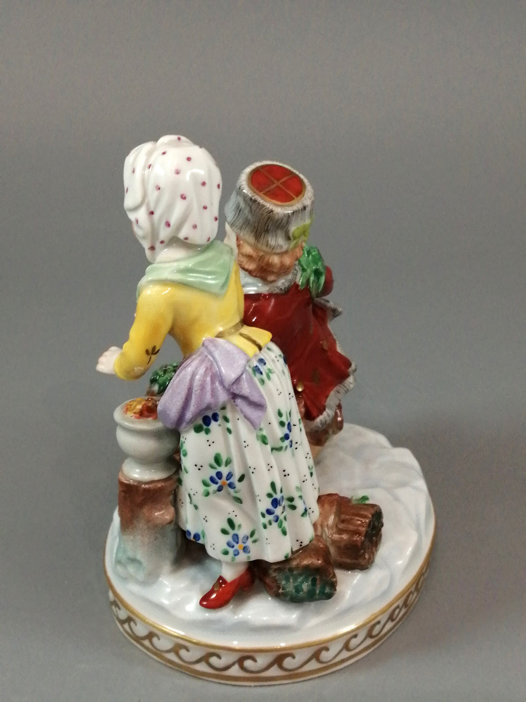 Young Couple Figurine by Carl Thieme ,Potschappel c. 1902
