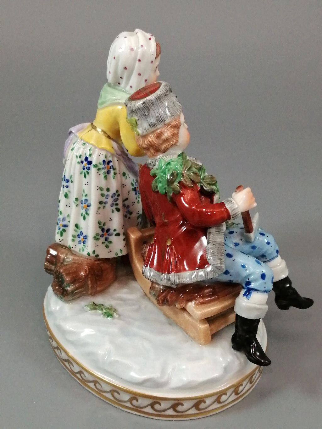 Young Couple Figurine by Carl Thieme ,Potschappel c. 1902