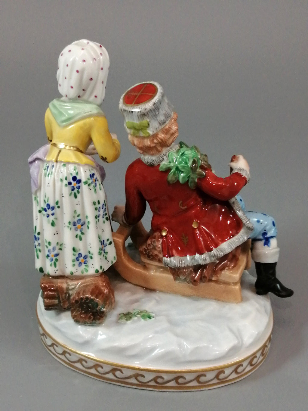 Young Couple Figurine by Carl Thieme ,Potschappel c. 1902