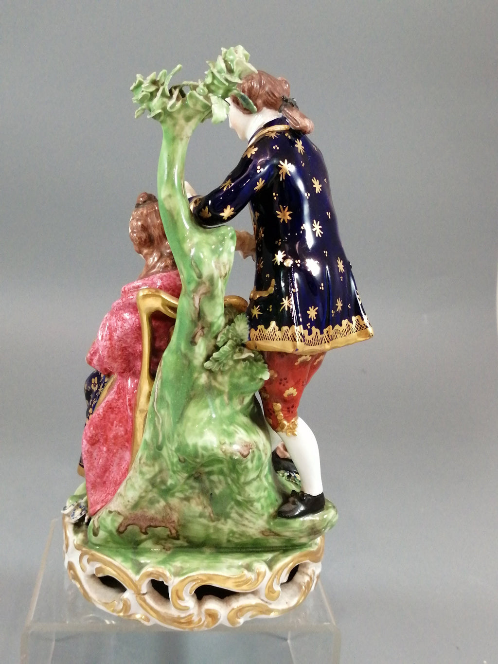 Antique Derby figurine court hairdresser, early 19th century, rare.