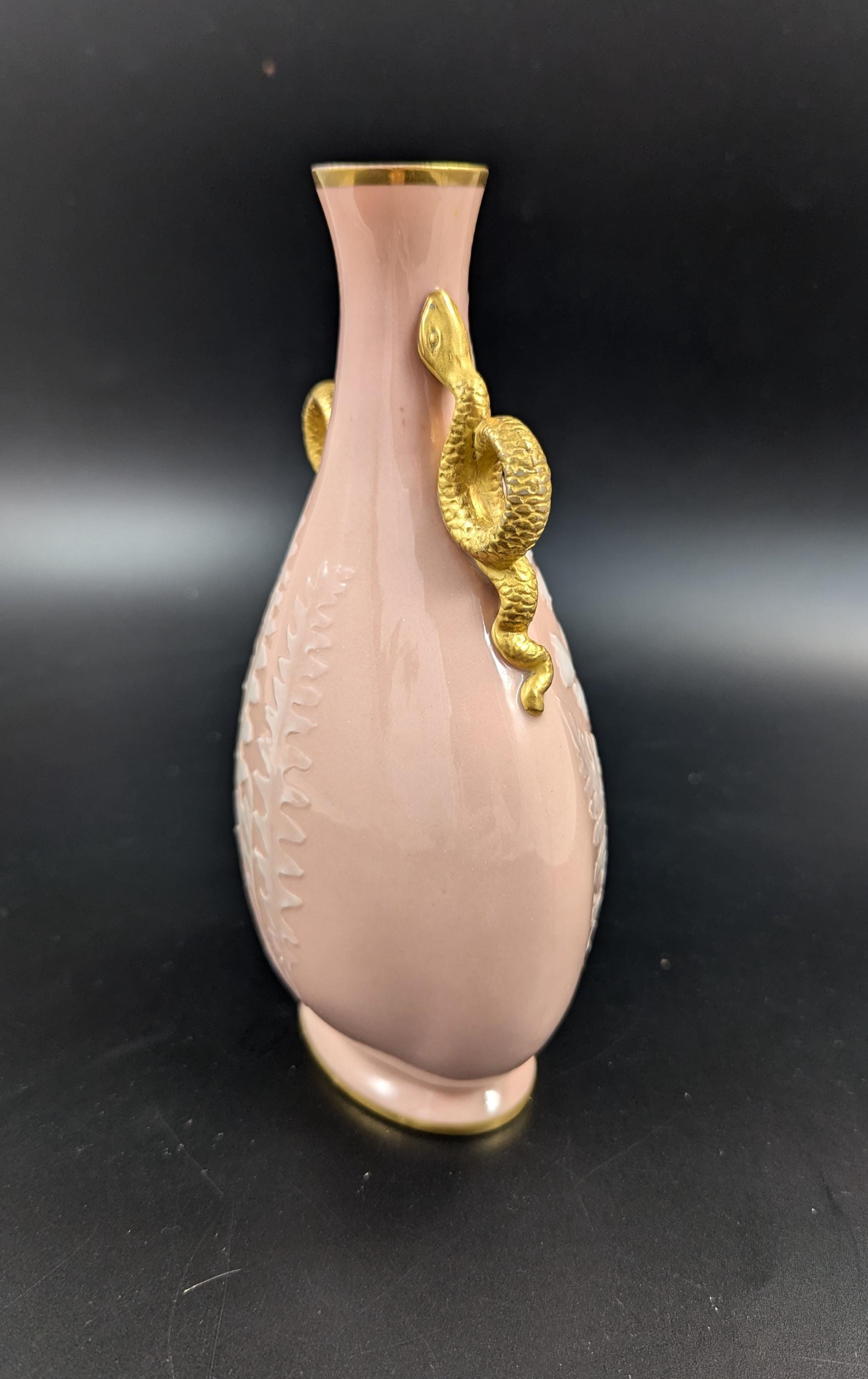A Grainger's Worcester Pâte-sur-Pâte Vase, Kate Locke, circa 1891
